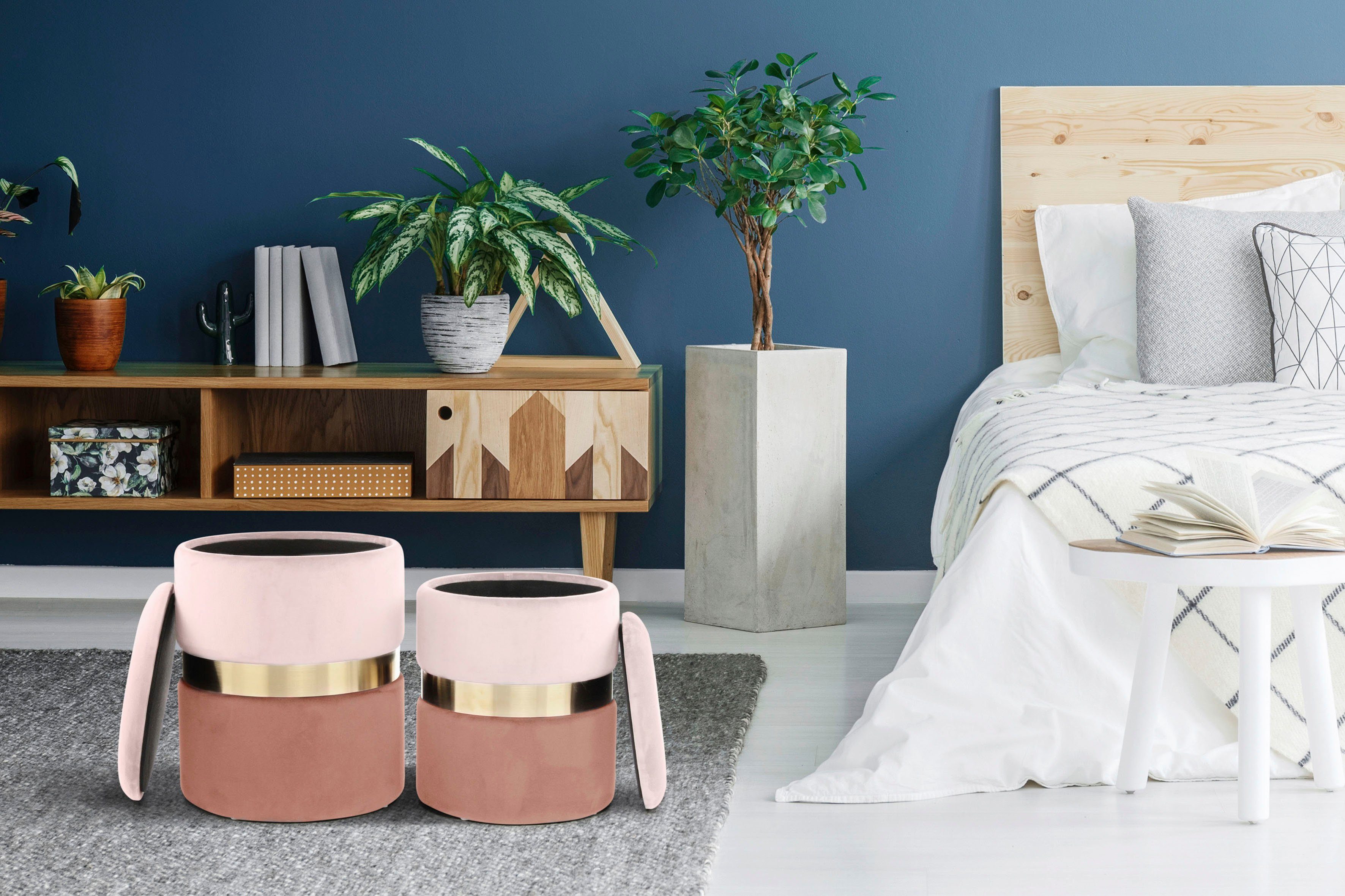 Kayoom Stauraumhocker Hocker Zora 125 2er-Set, samtweicher Stoffbezug,runde elegante Form (Set, 2 St), edles Design mit Metallring, gepolstert, mit Stauraum