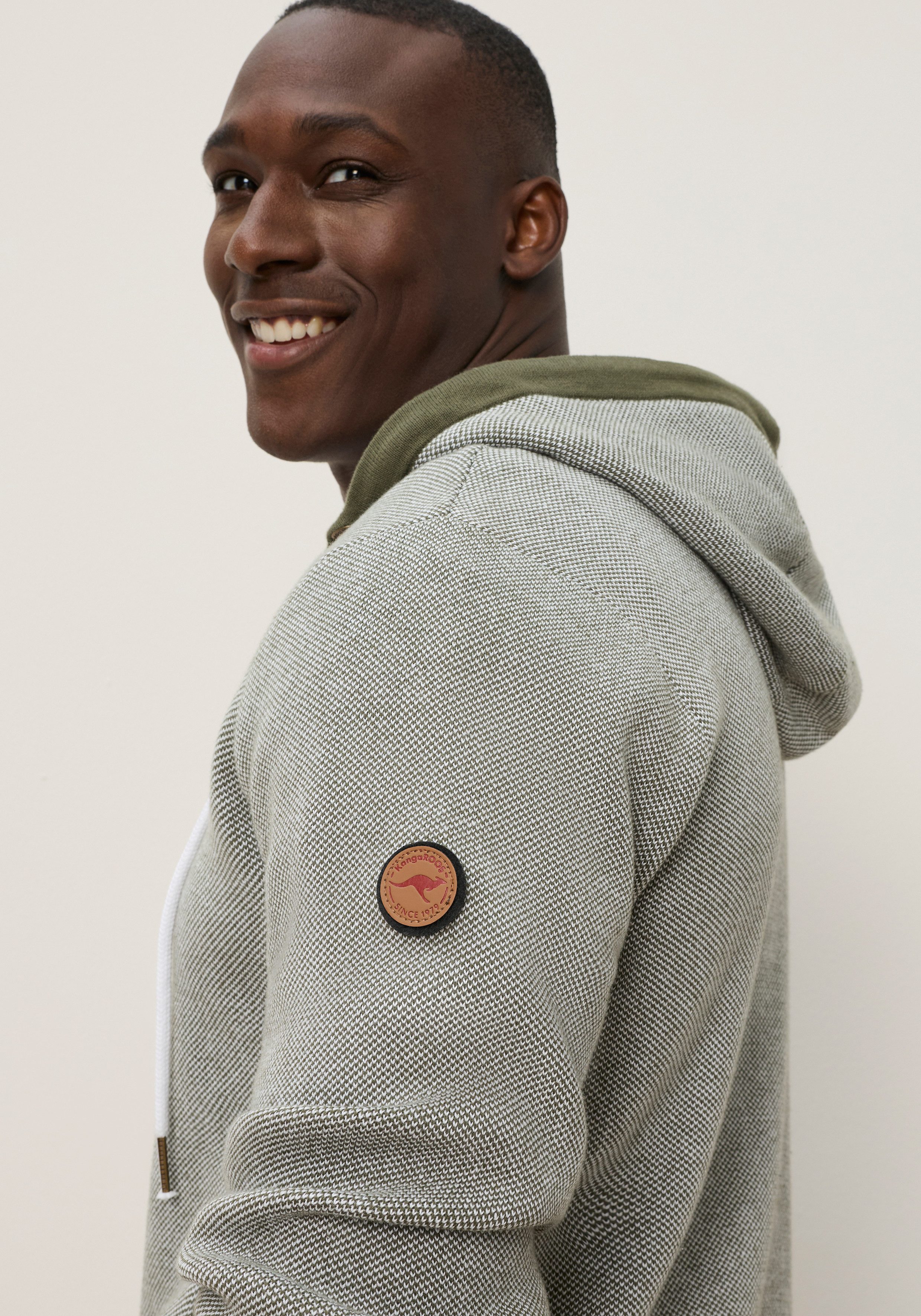 KangaROOS Kapuzenstrickjacke mit Reißverschluss, Langarm