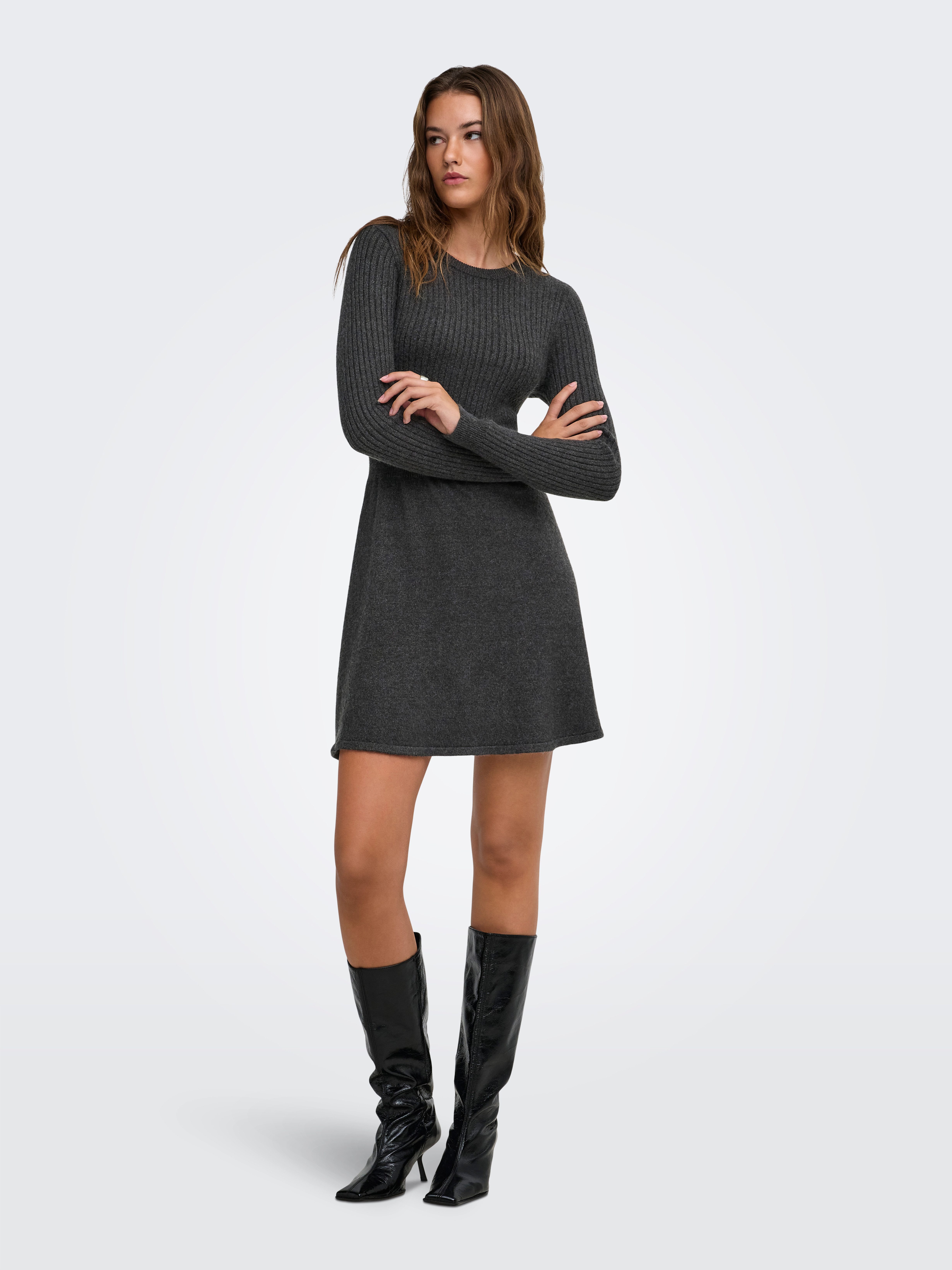 ONLY Strickkleid ONLFIA LS FIT FLARE ONEC DRESS CS KNT Viskosemischung, normal geschnitten – Bild 3 von 5