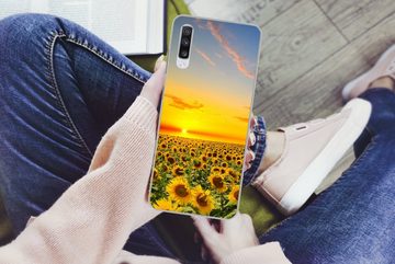 MuchoWow Handyhülle Blumen - Sonnenblume - Sonnenuntergang - Nacht - Orange, Phone Case, Handyhülle Samsung Galaxy A70, Silikon, Schutzhülle