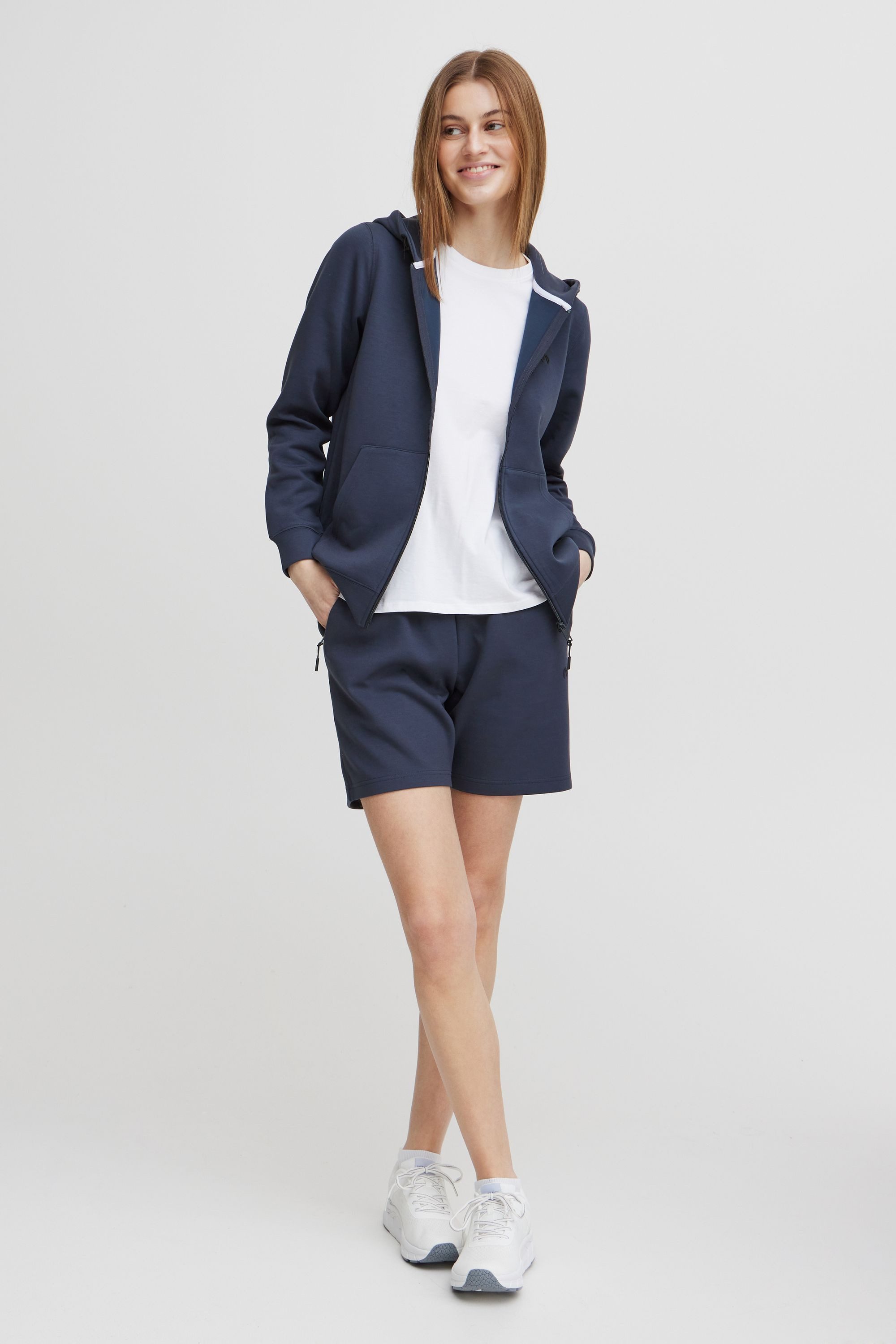 North Bend Sweatjacke NBTara Sportliche Kapuzenjacke mit Kängurutasche günstig online kaufen