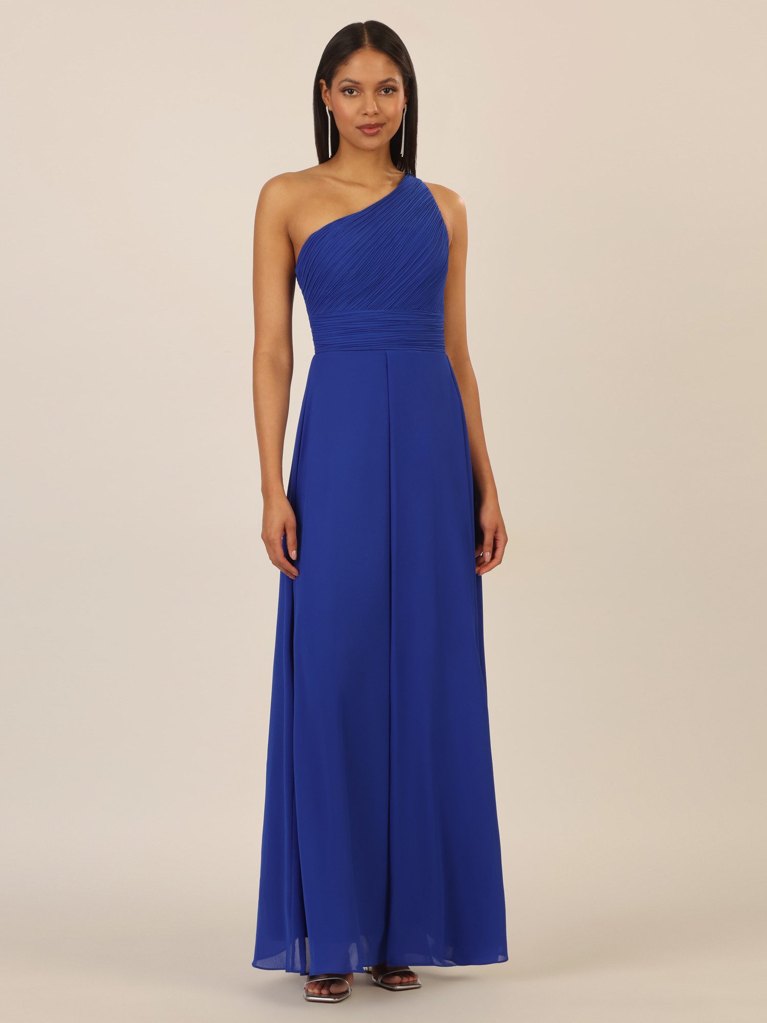 Apart Abendkleid mit Plissee- Drapierung vorne günstig online kaufen