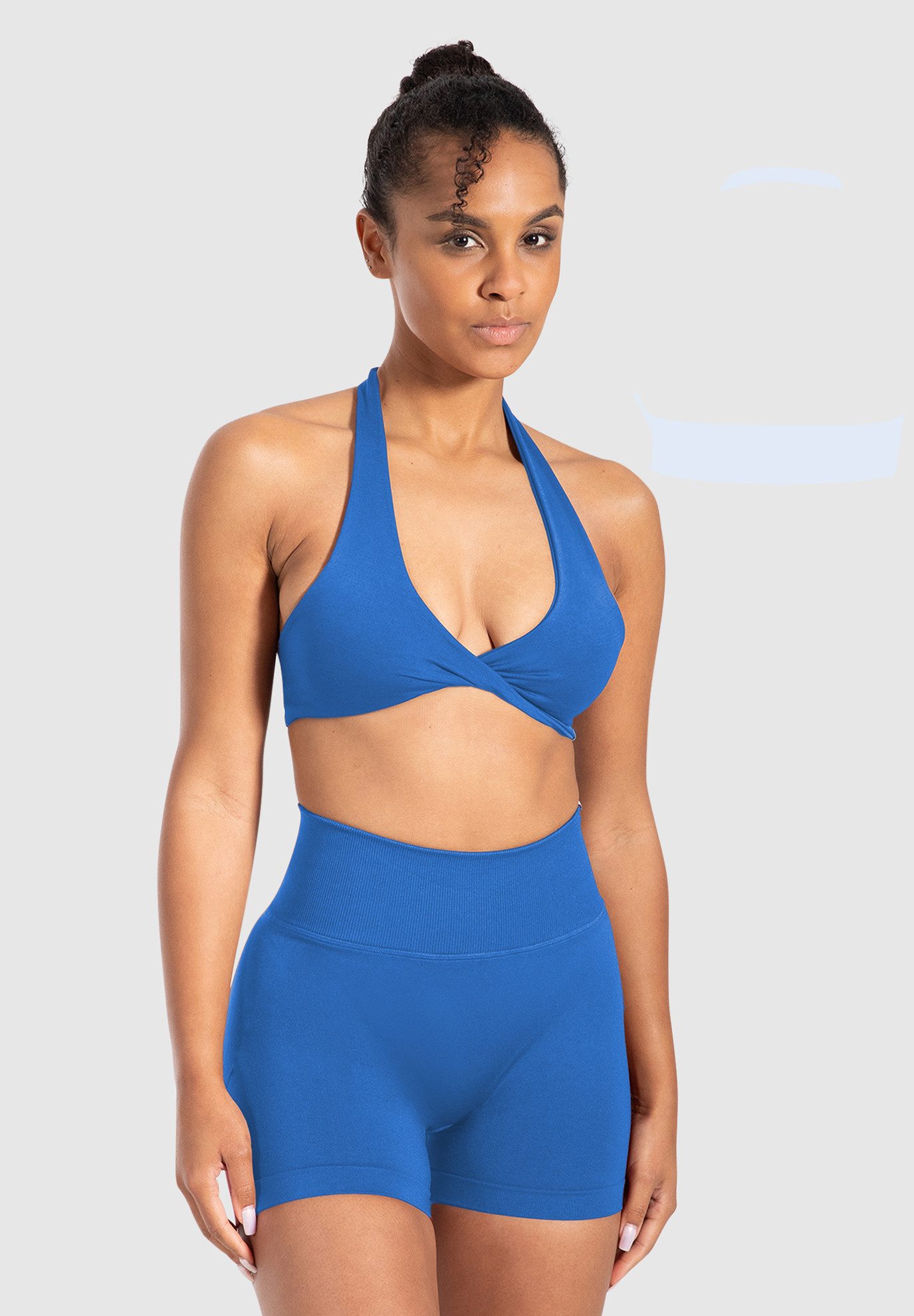 Sport-BH Myrah Twisted, Shaped Fit Wickel-V-Ausschnitt & offener Rücken