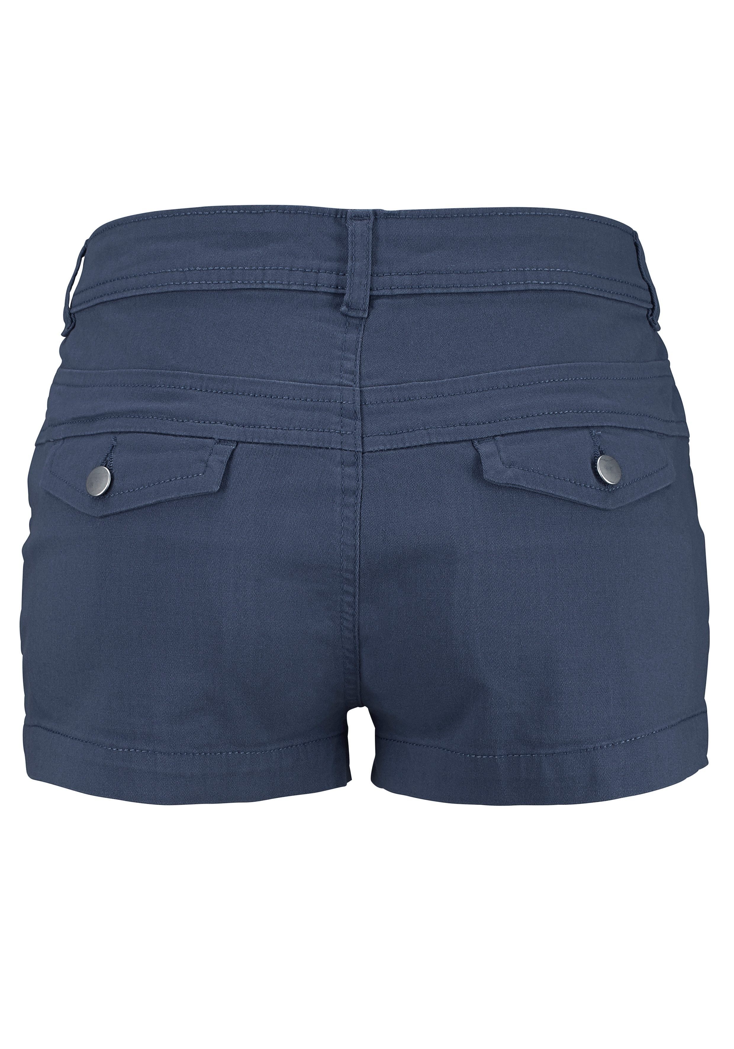 Shorts Hose, Freizeitlook mit aus LASCANA kurze Taschen, Baumwollstretch blau
