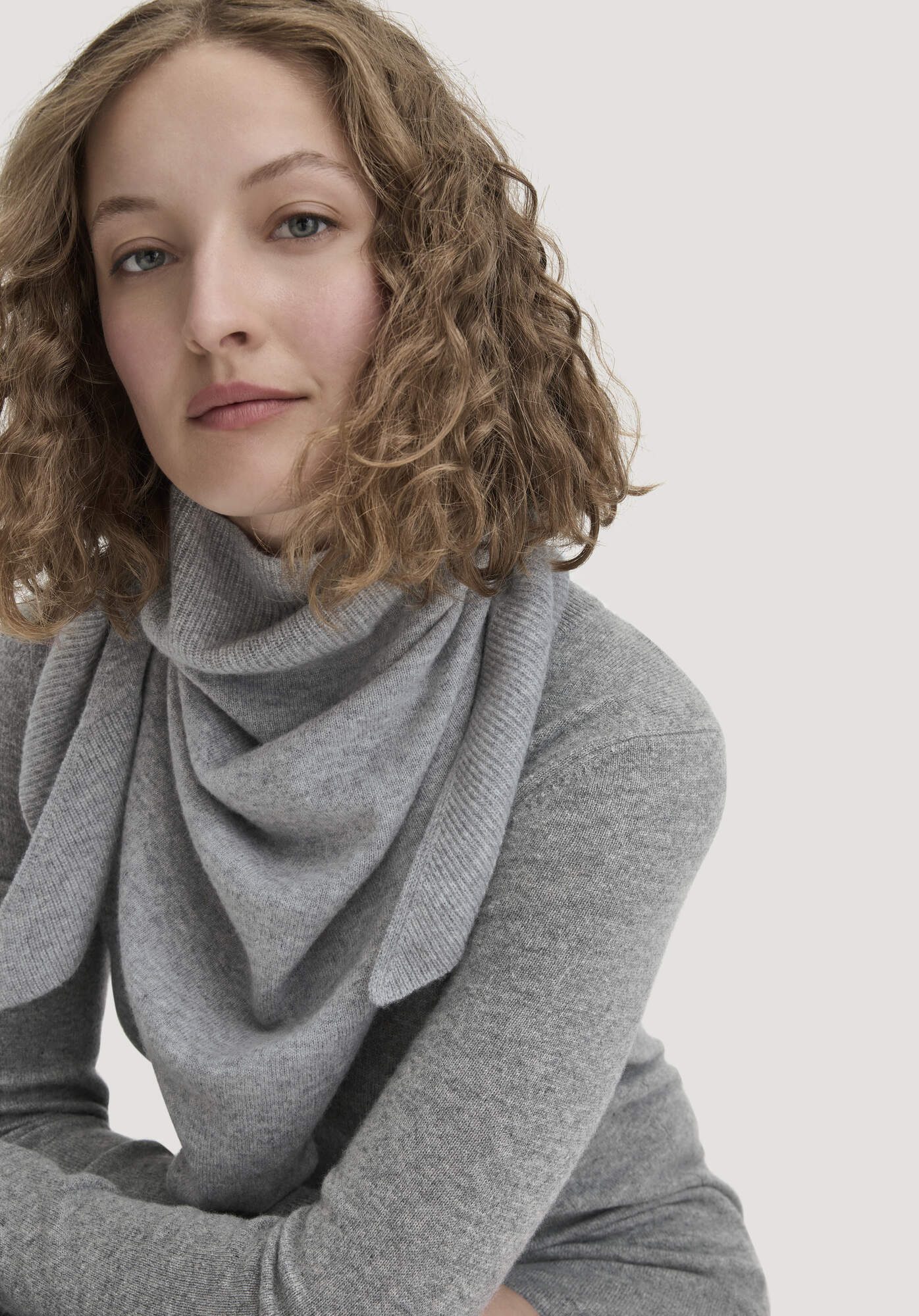 Hessnatur Schal BetterRecycling aus reinem Kaschmir, günstig online kaufen