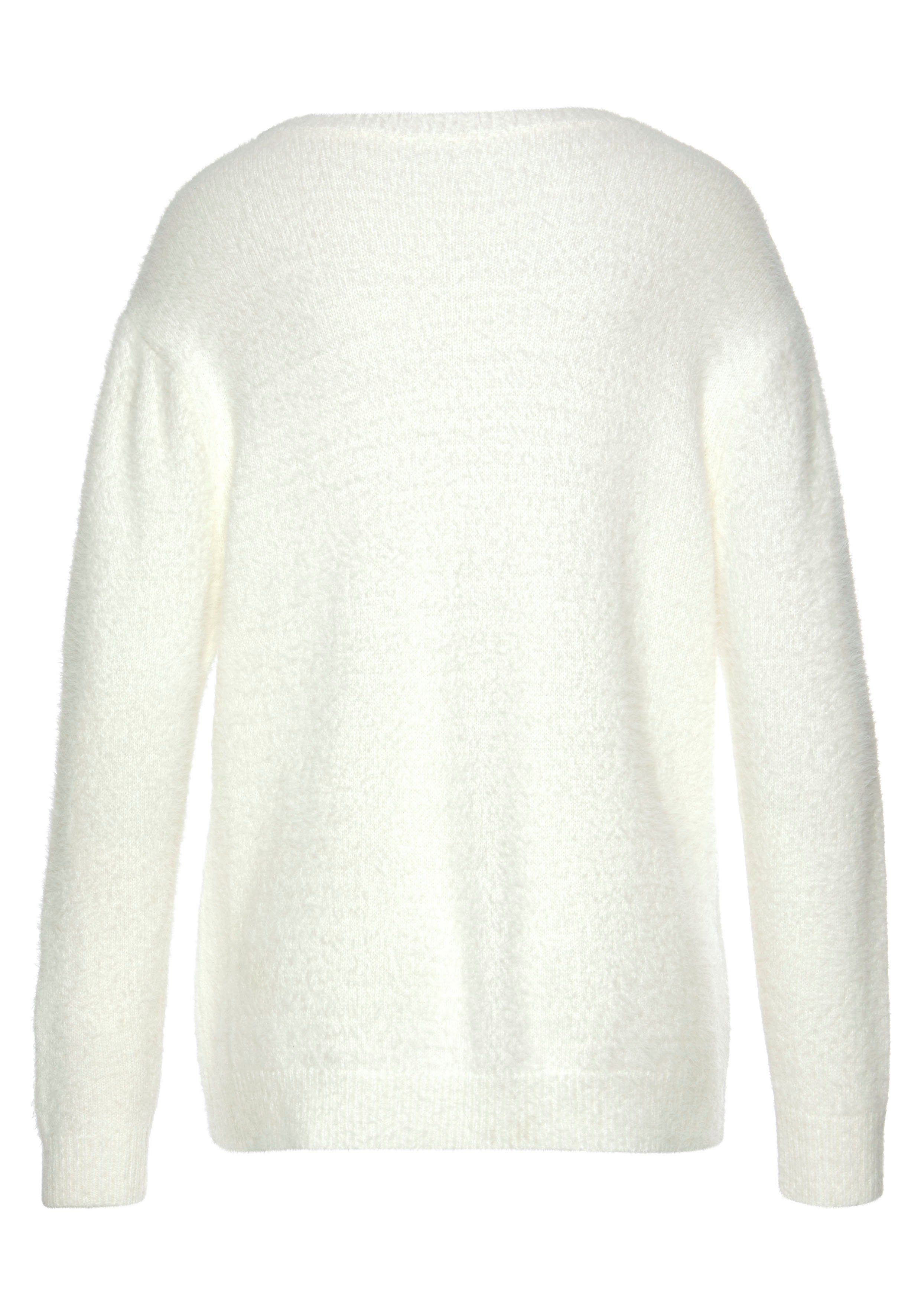 LASCANA Rundhalspullover aus weichem Garn mit Flausch-Effekt Kuschelpullover, lockerer Damenpullover, super weicher Strick, Basic – Bild 4 von 5