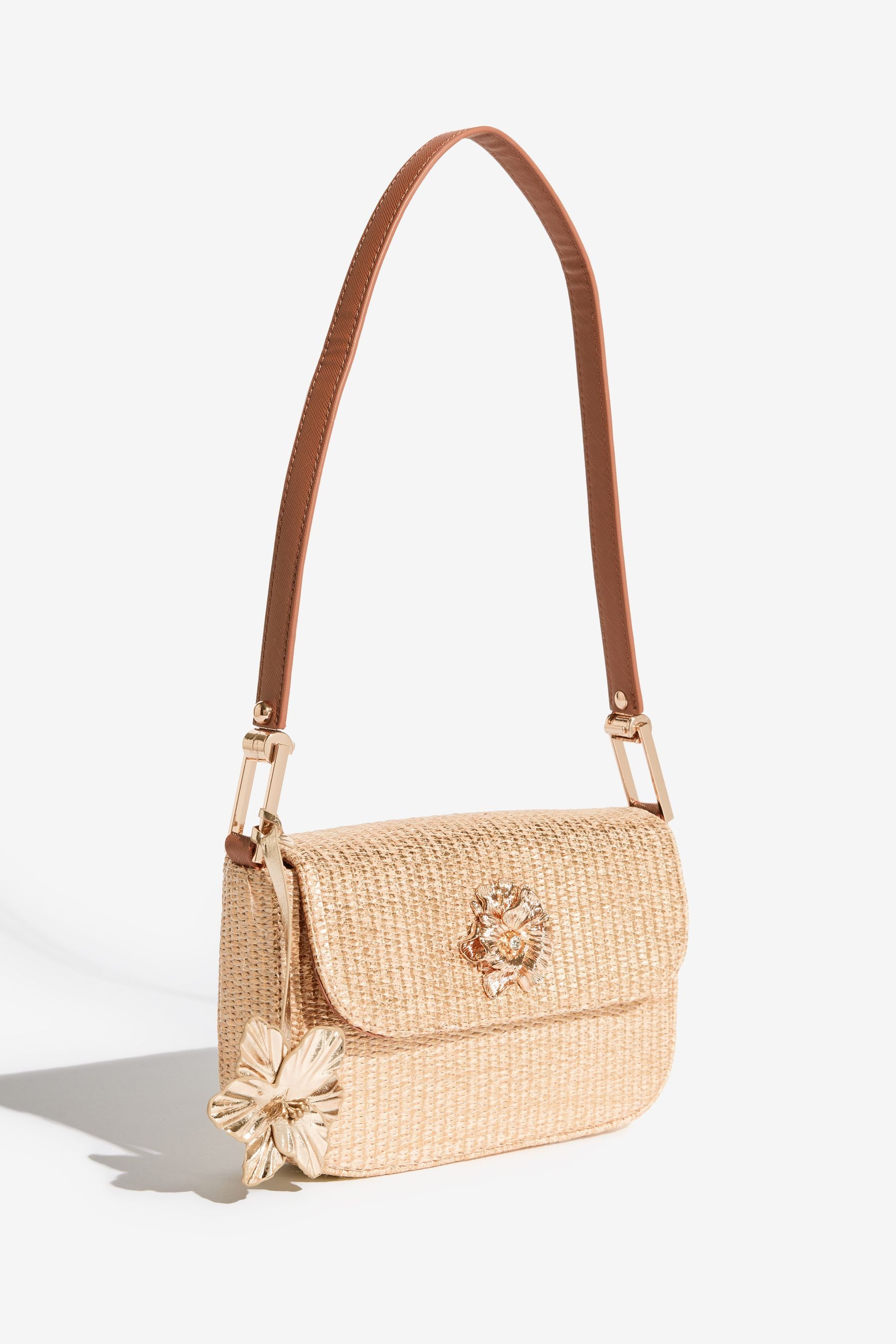 LIPSY Schultertasche Lipsy Schultertasche mit Metallblumen (1-tlg)