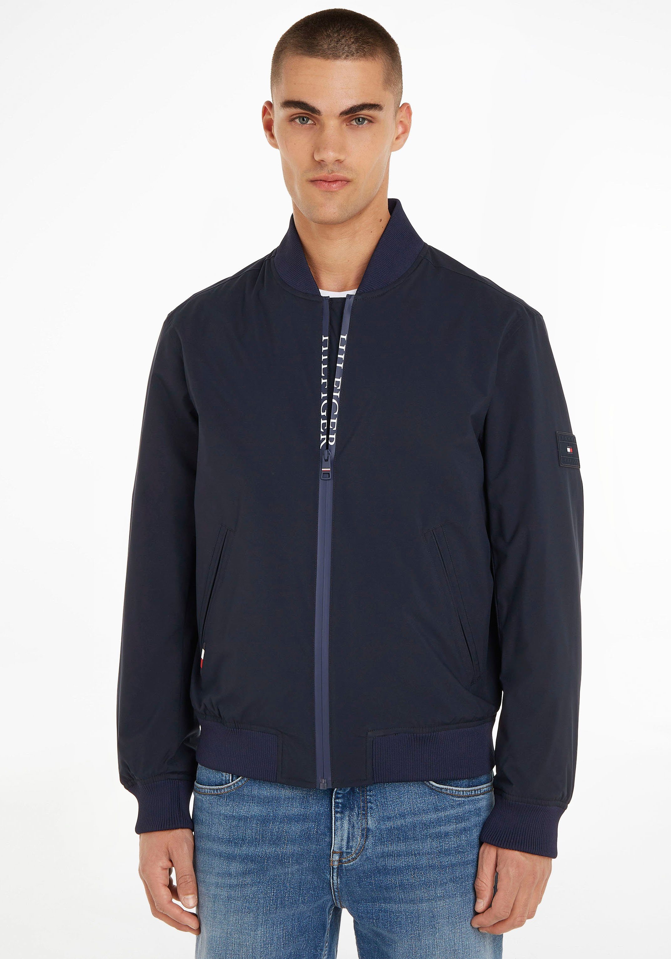 TH BOMBER in Tommy Design Sky Bomberjacke Hilfiger klassischem PROTECT Desert