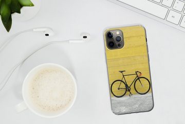 MuchoWow Handyhülle Ein Rennrad vor einem industriellen Hintergrund, Handyhülle Apple iPhone 12 Pro, Smartphone-Bumper, Print, Handy