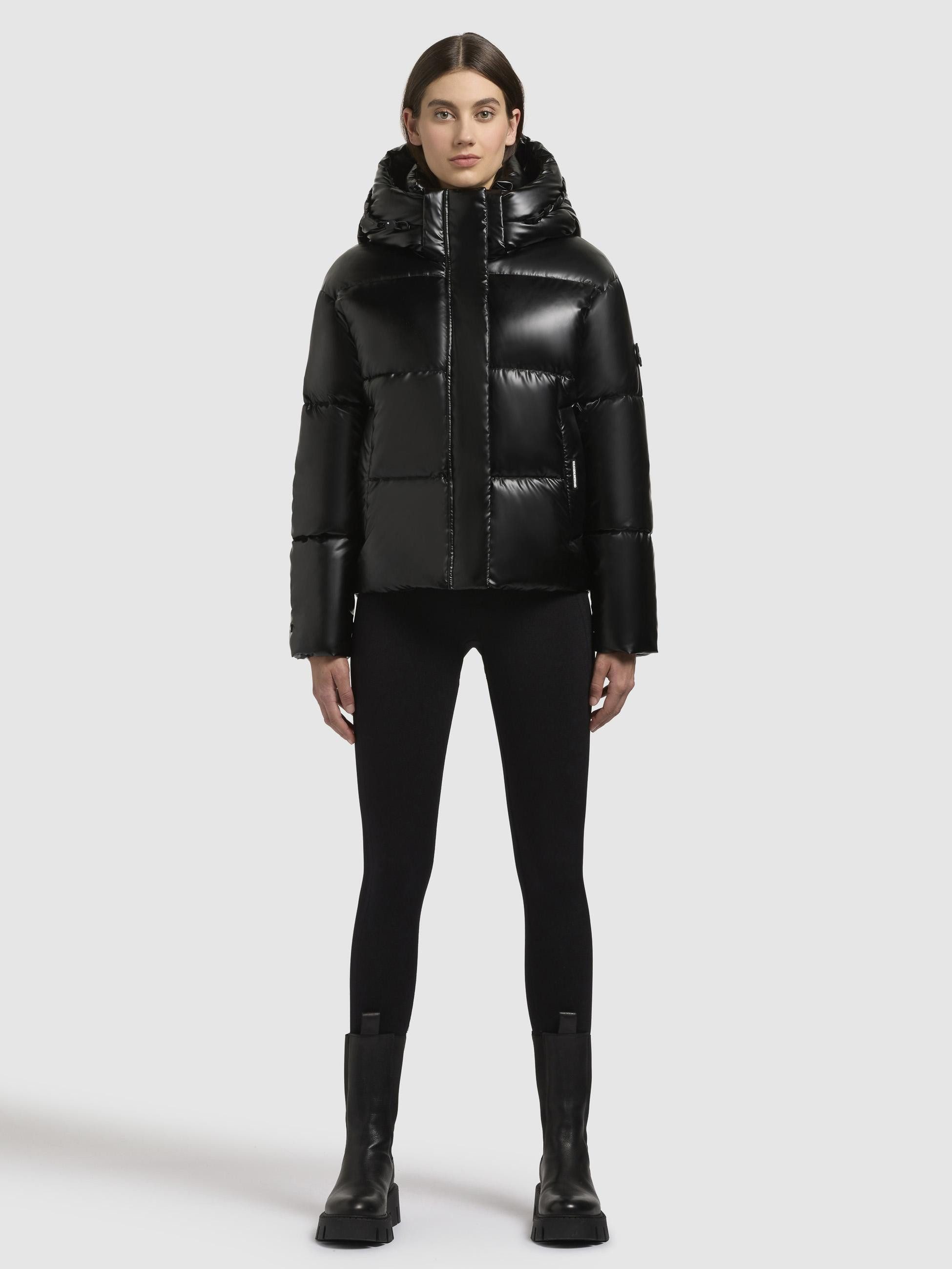khujo Steppjacke Devina Shiny-YM Glänzende kurze Winterjacke für Damen