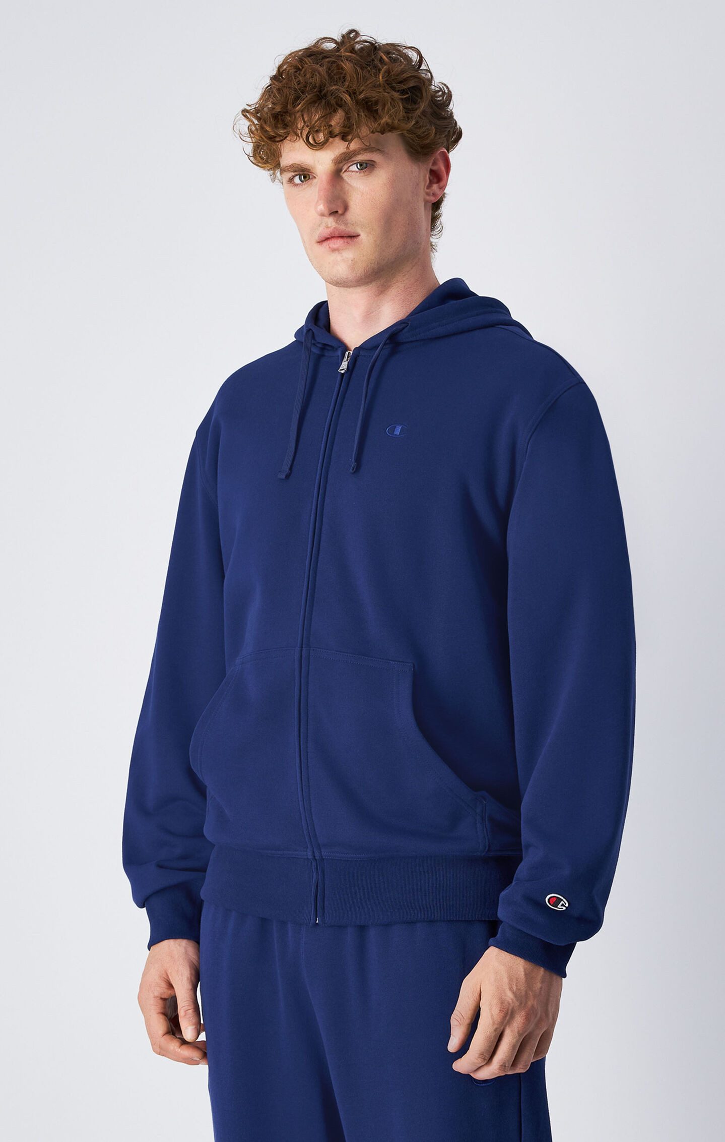 Champion Kapuzensweatjacke ICONS TONAL Terry Full Zip Hoodie mit Kapuze, aus Baumwoll-Polyester-Material, sportlicher Stil