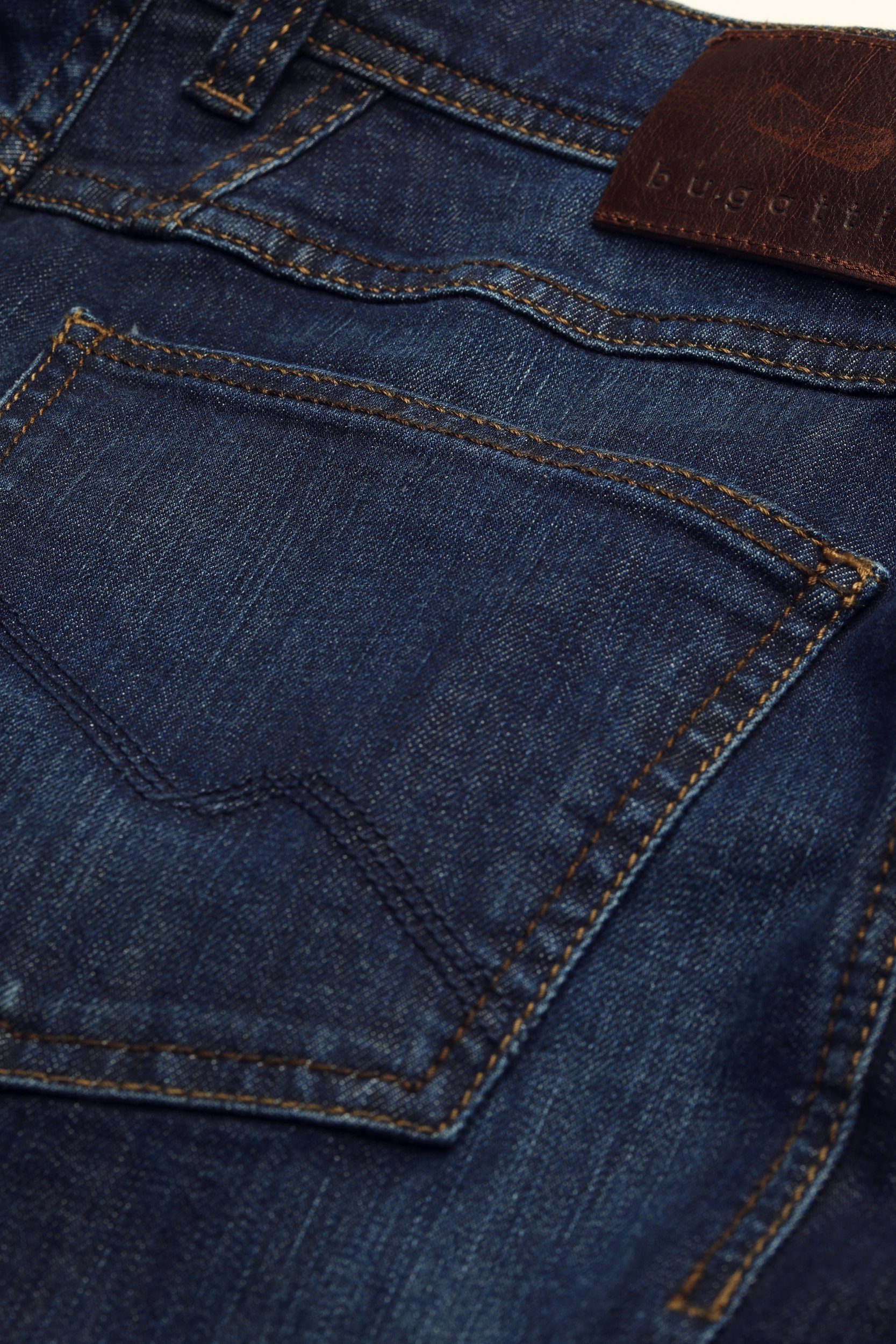 bugatti 5-Pocket-Jeans Basic Essential Authentic Denim