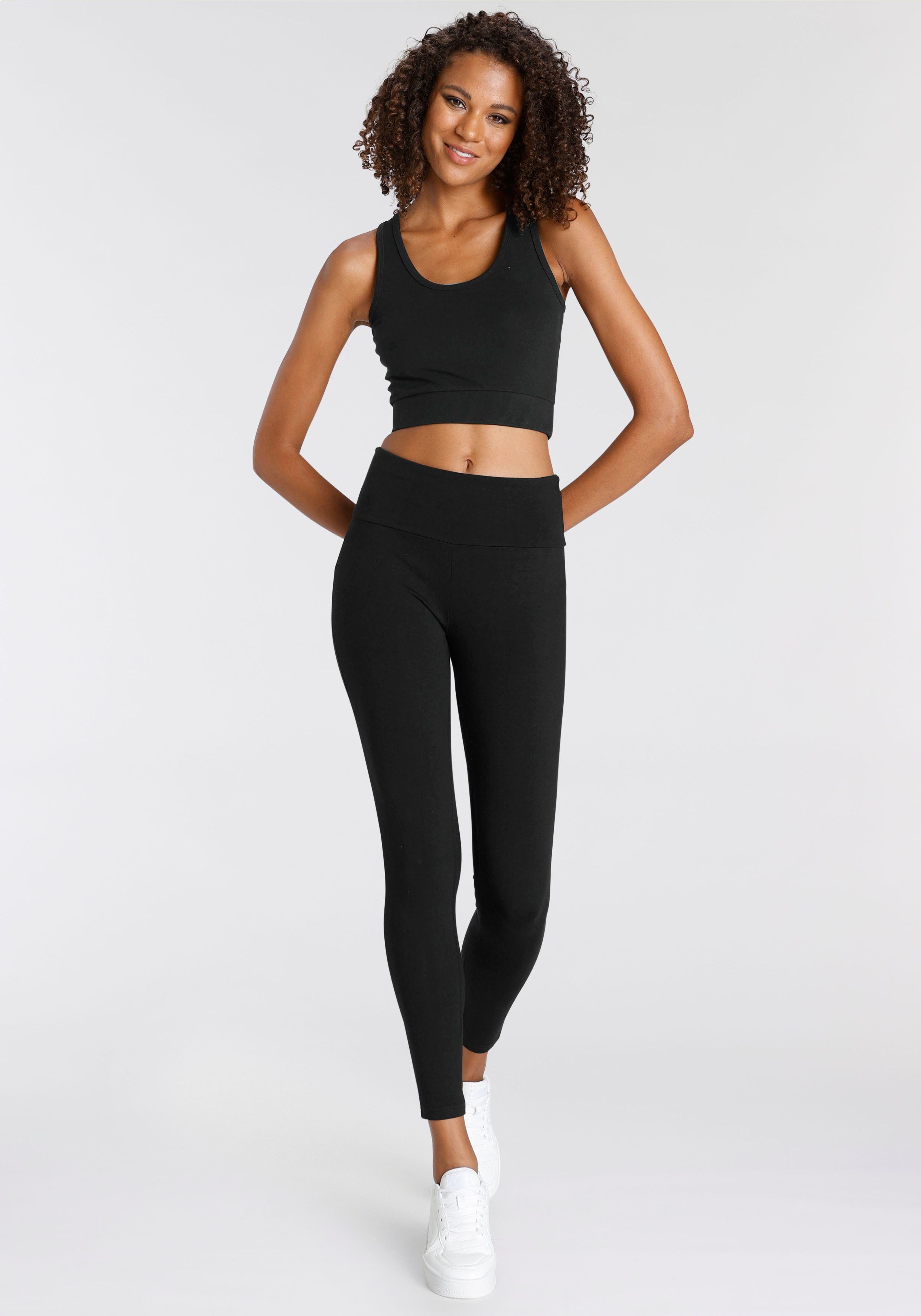 LASCANA ACTIVE Sporttop Crop-Top mit breiten Trägern
