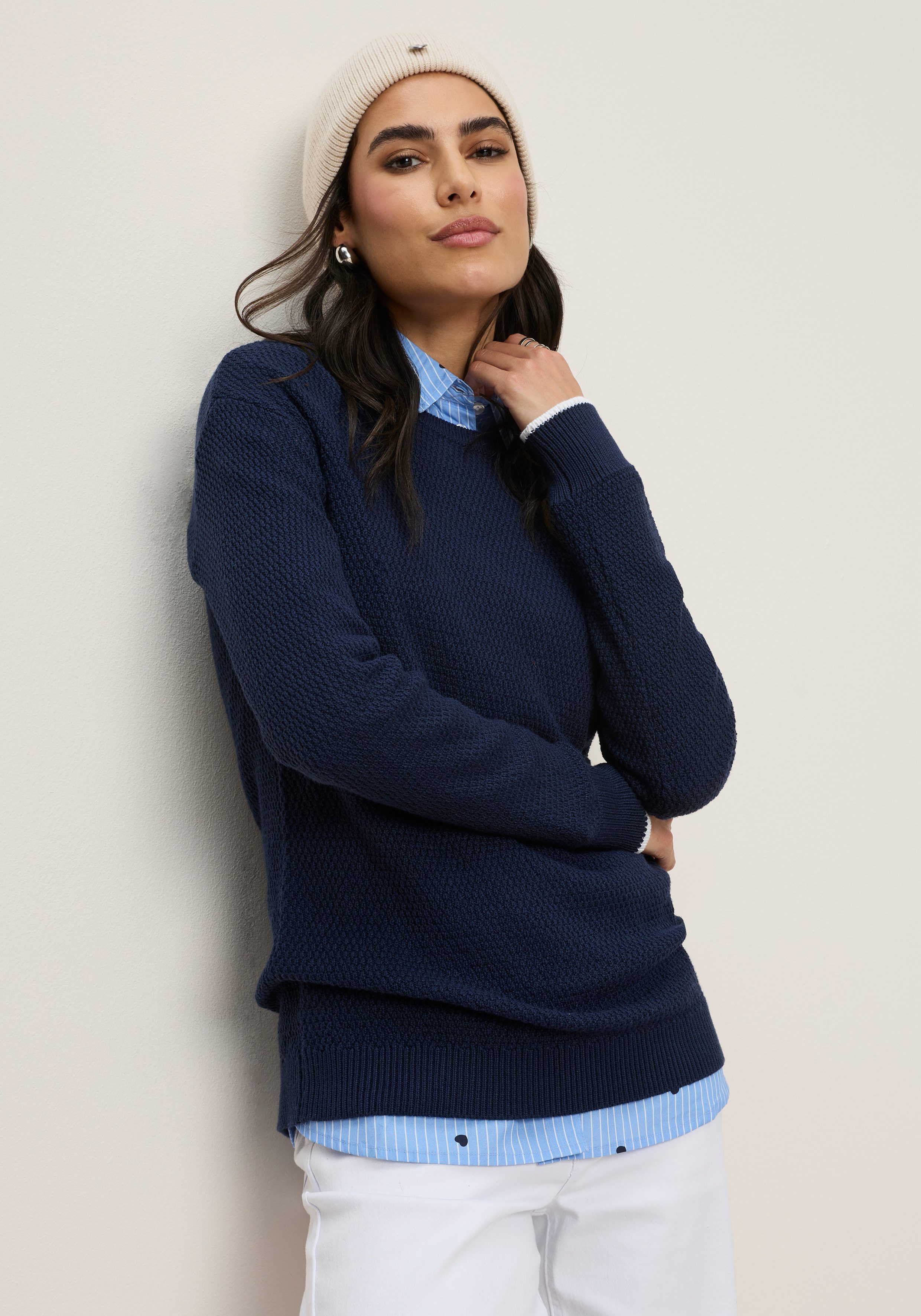 Tamaris Strickpullover mit dezentem Strickmuster mit Farbdetails