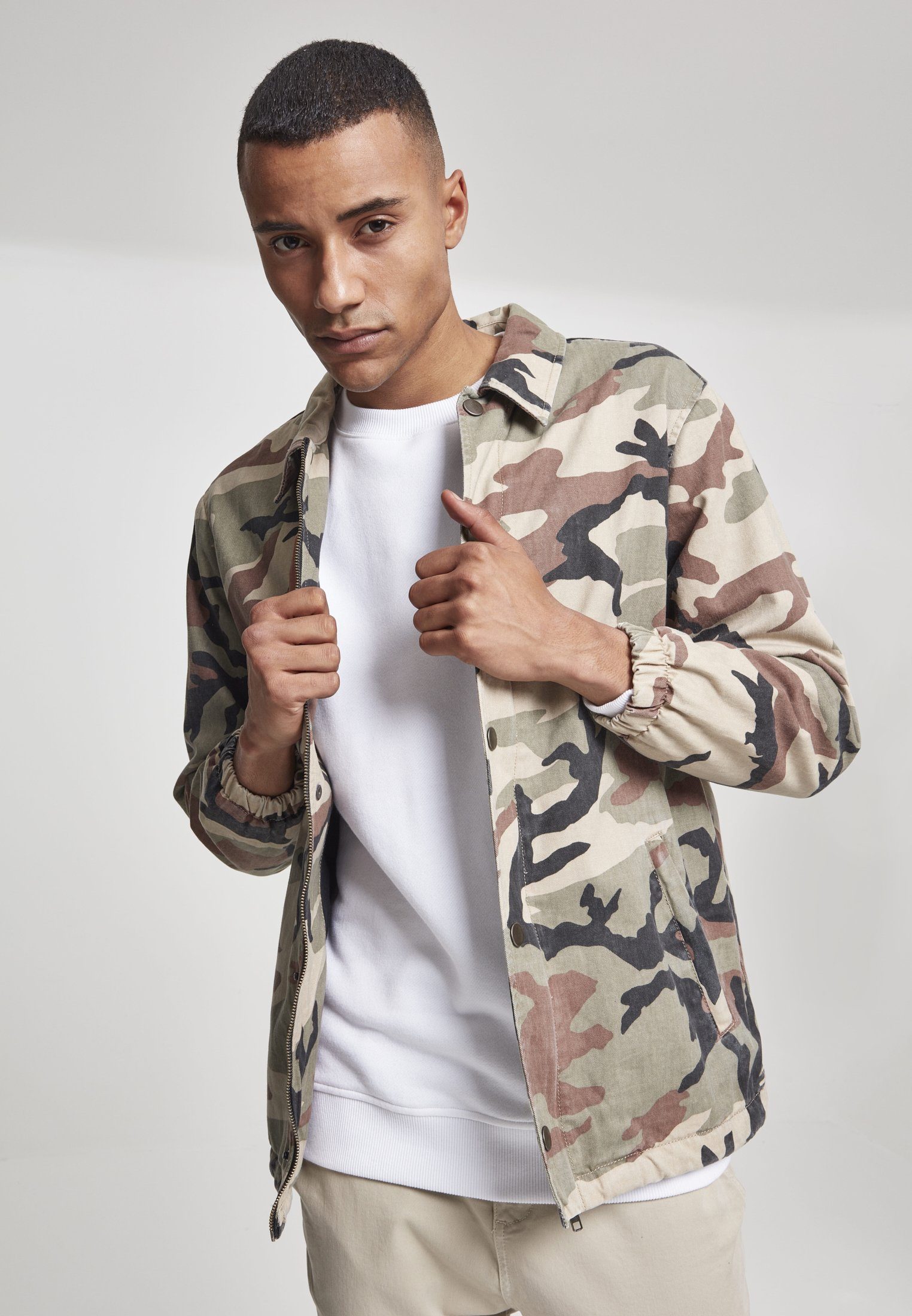 URBAN CLASSICS Allwetterjacke Urban Classics Herren Camo Cotton Coach Jacket (1-St)