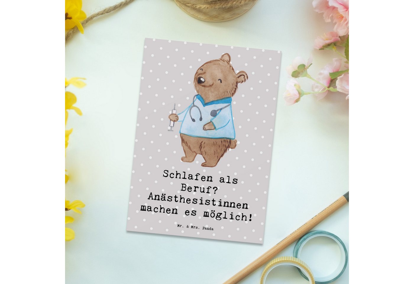 Thumbnail - Mr. & Mrs. Panda Postkarte Schlafen als Beruf? Anästhesistinnen machen es möglich! - Grau Pastel