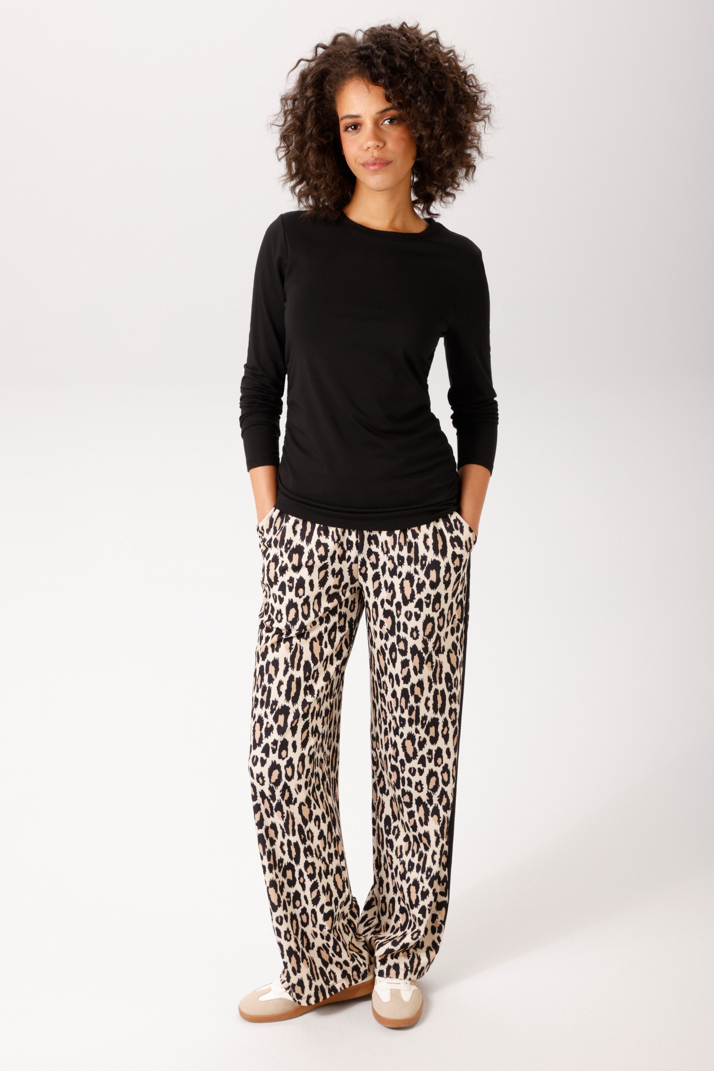 Zum Outfit 6