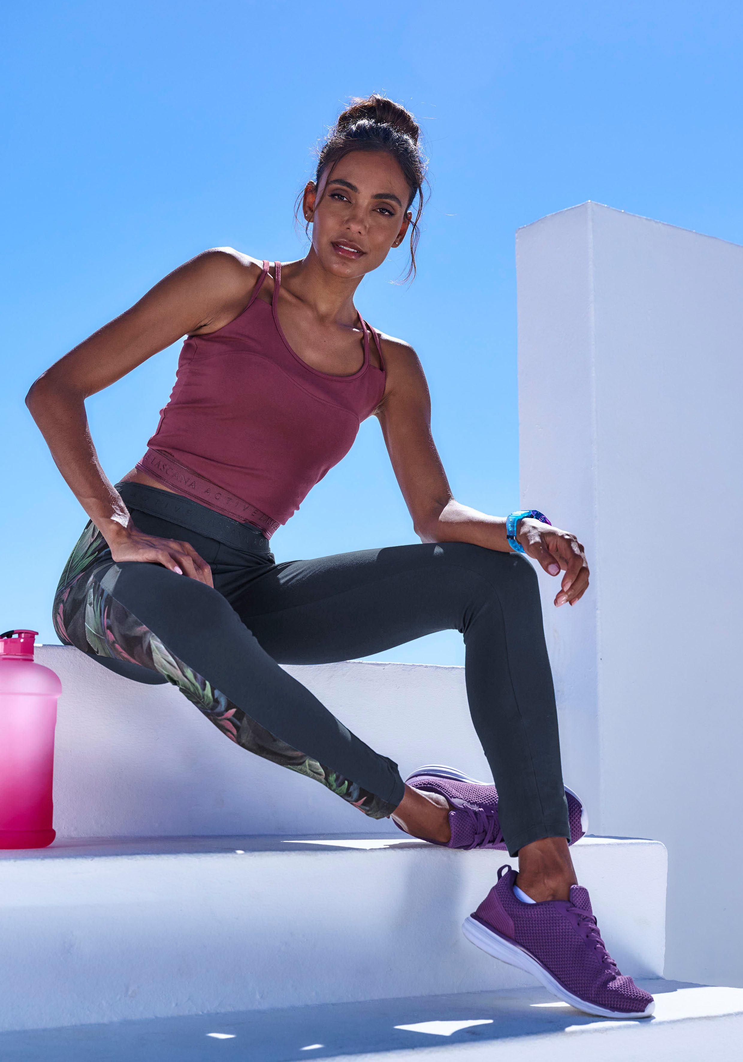 LASCANA ACTIVE Crop-Top mit Teilungsnaht