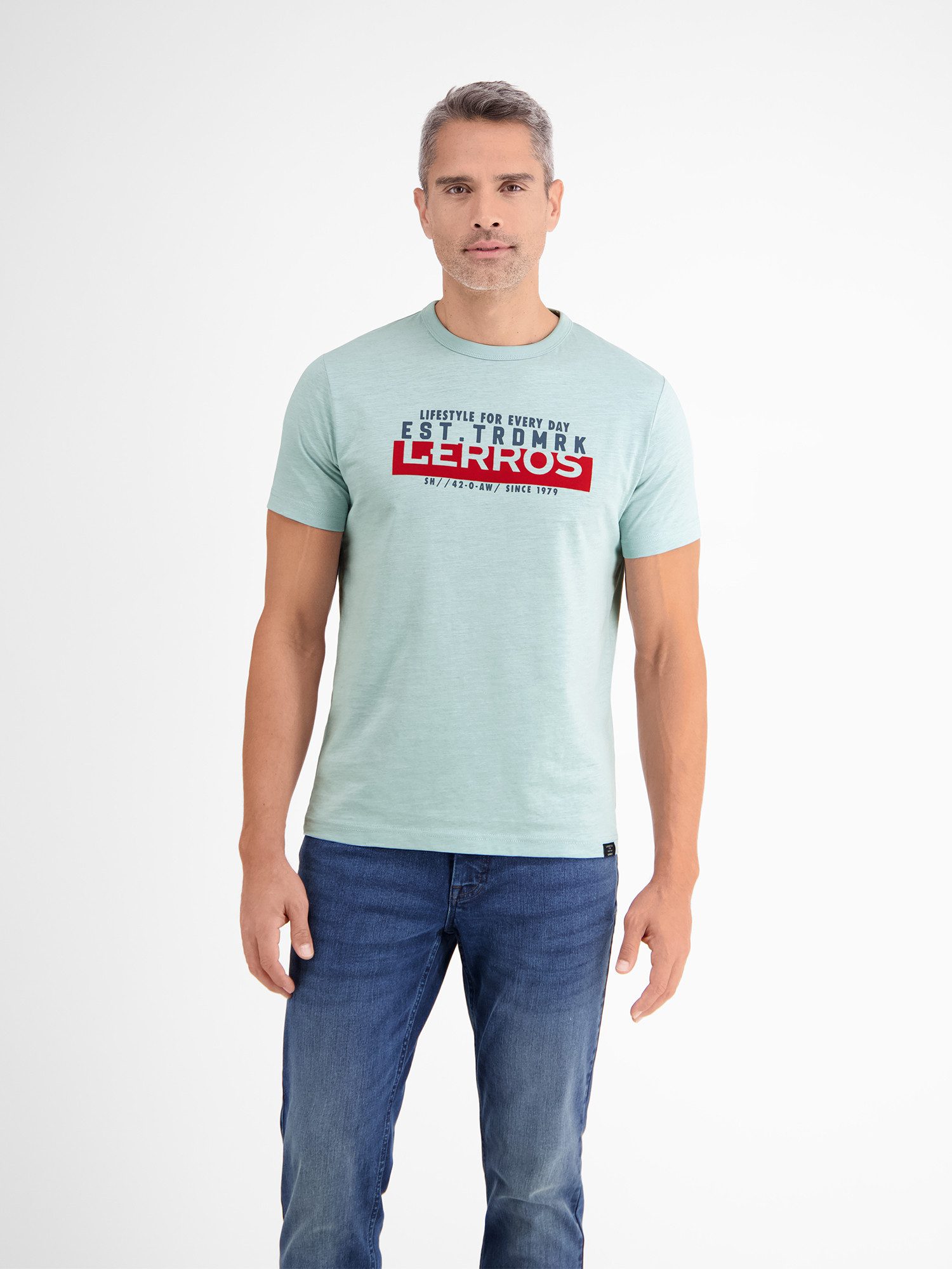 T-Shirt Unifarbenes T-Shirt mit Print
