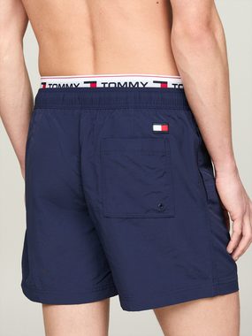 Tommy Hilfiger Swimwear Badeshorts DW MEDIUM DRAWSTRING mit Logoschriftzügen rundum