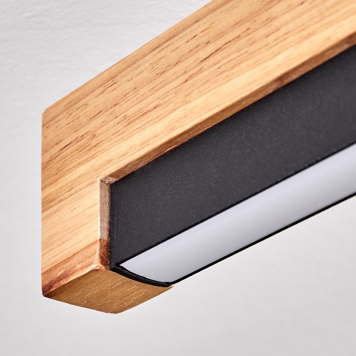 hofstein Deckenleuchte Deckenlampe aus Metall/Holz/Kunststoff in Schwarz/Naturfarben/Weiß, LED wechselbar, 774 Kelvin, skandinavisches Design, Länge 70 cm, 12 W – Bild 3 von 5