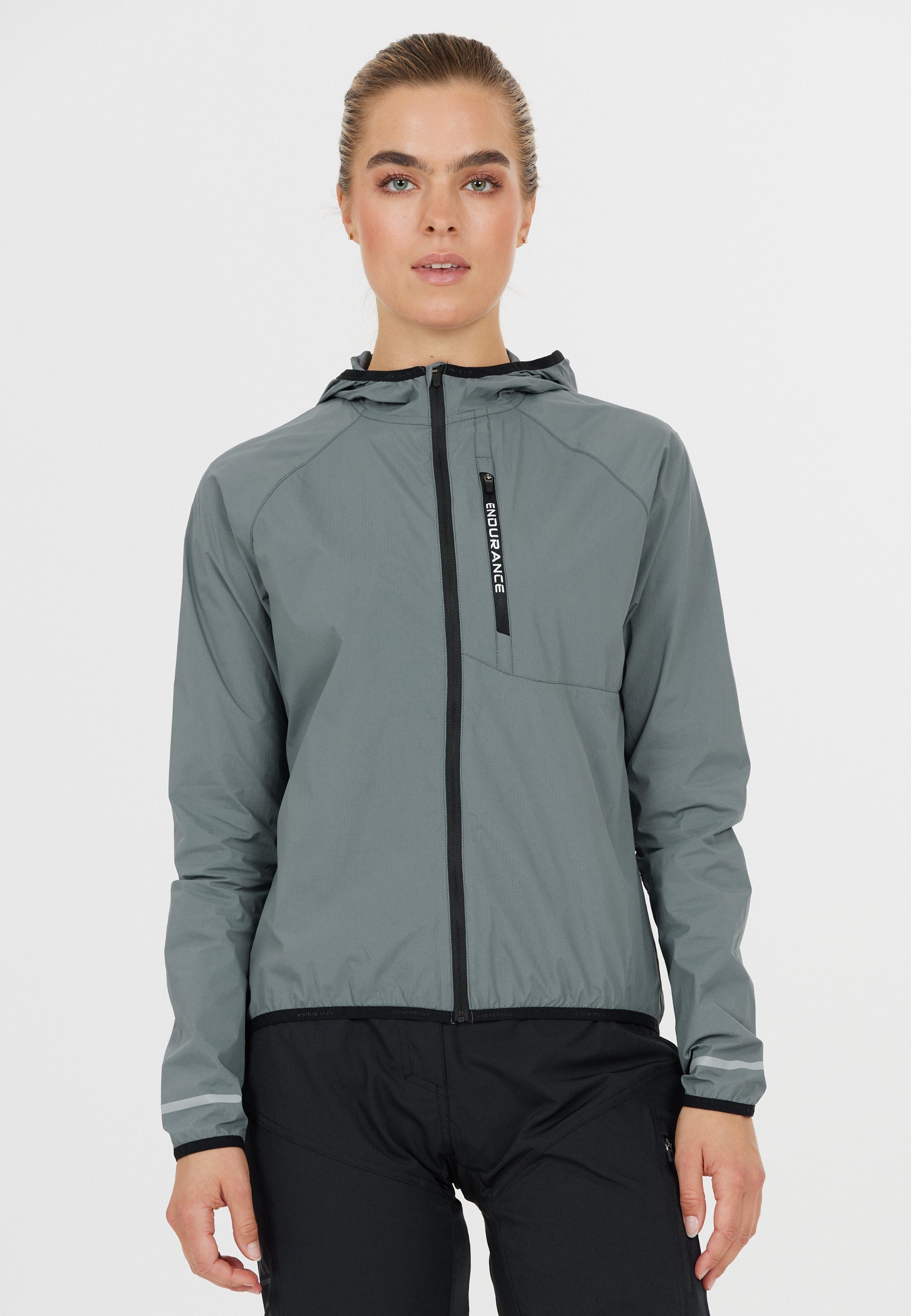 ENDURANCE Softshelljacke Dorit mit wasserabweisender Eigenschaft
