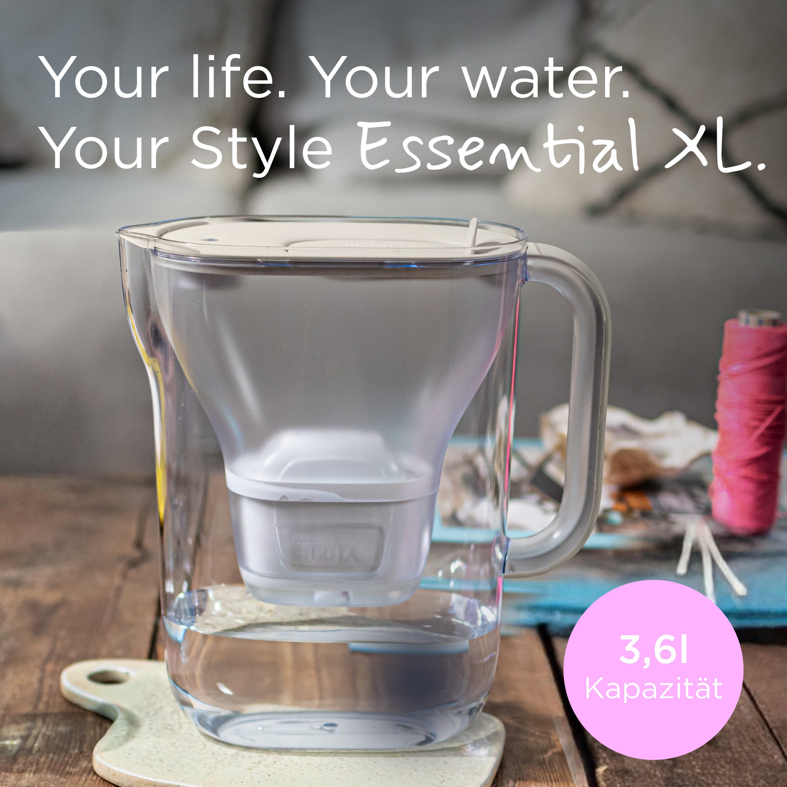 BRITA Wasserfilter Kanne Style Essential XL sand 3,6L inkl. 1 MAXTRA PRO Pure Performance, Große Filterkanne, Filterwechselanzeige, reduziert PFAS, Kalk & mehr