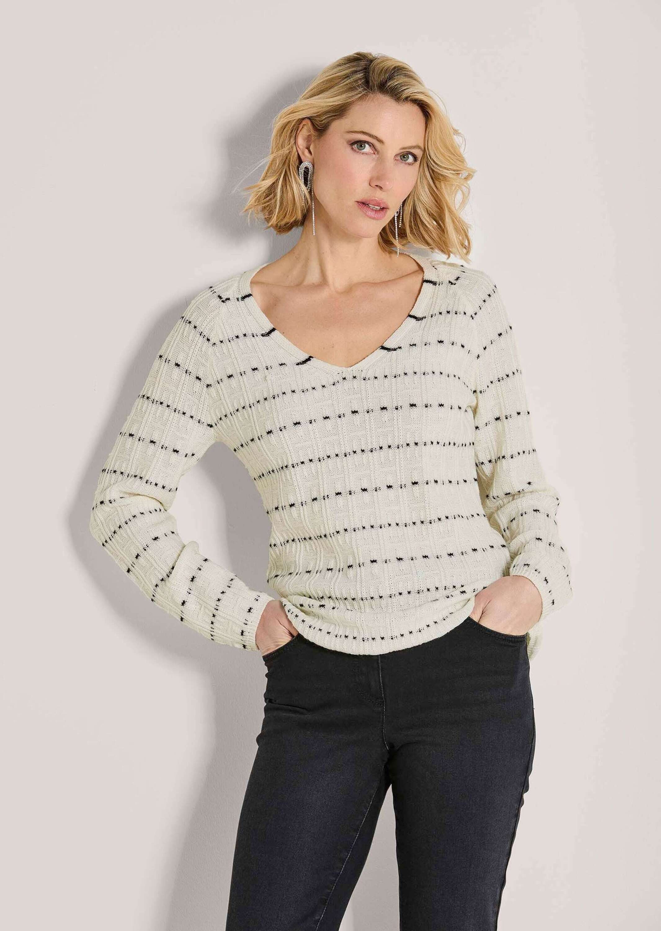 MADELEINE Strickpullover Eleganter Wollpullover mit V-Ausschnitt Taillierte günstig online kaufen