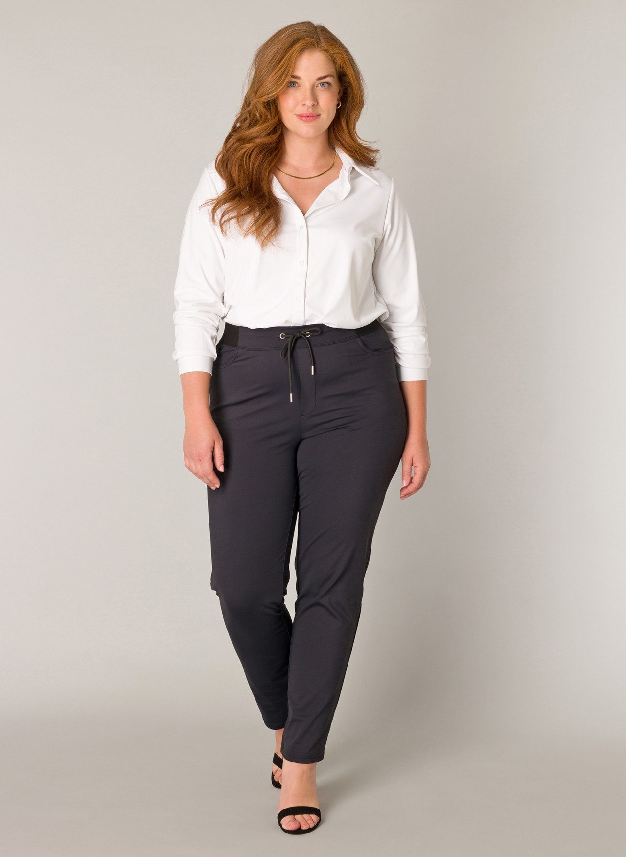 Base Level Curvy Stoffhose Liana Sommerhose mit Stretch und Kordelzug, im Jeggings-Style – Bild 3 von 5