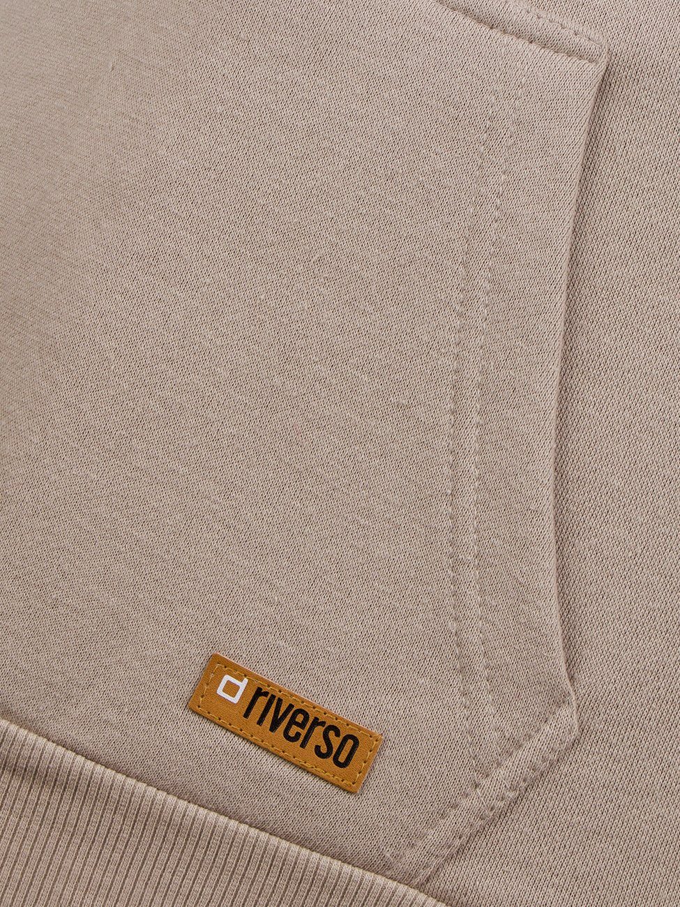 995937_7