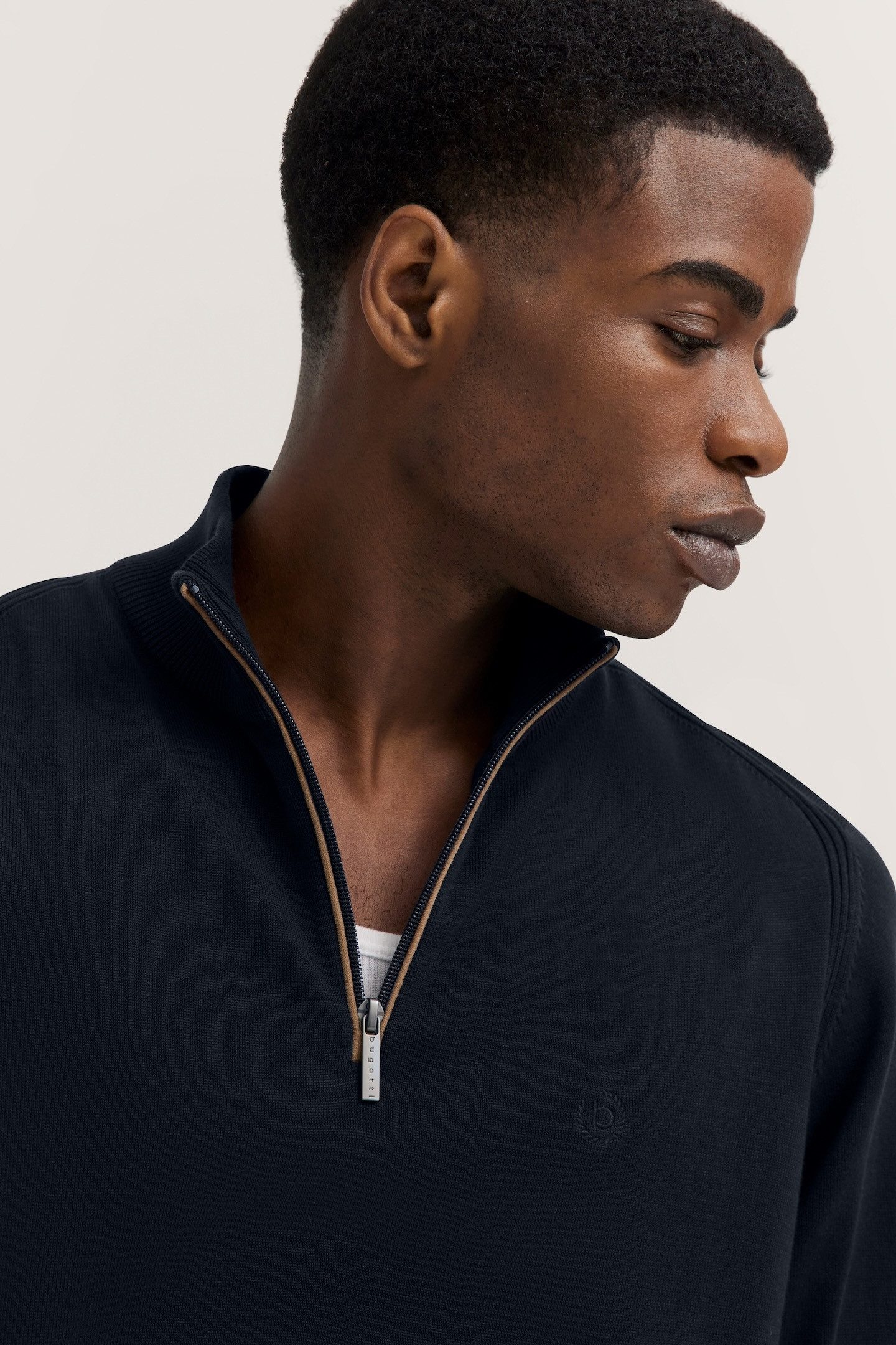 bugatti Troyer mit Stehkragen