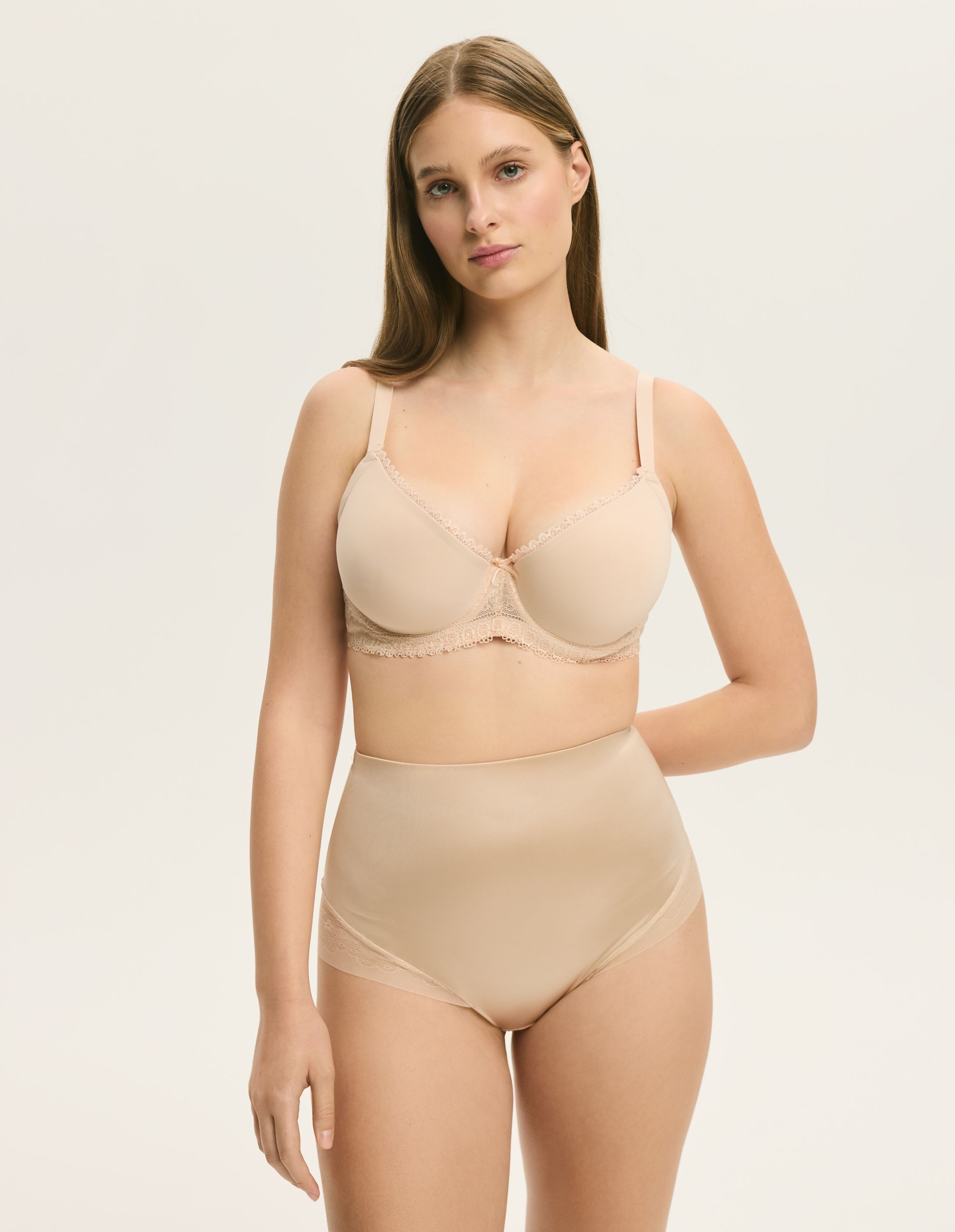 ESOTIQ Push-up-BH Push-up-BH Kassidy, glatte Cups, Spitzenbesatz