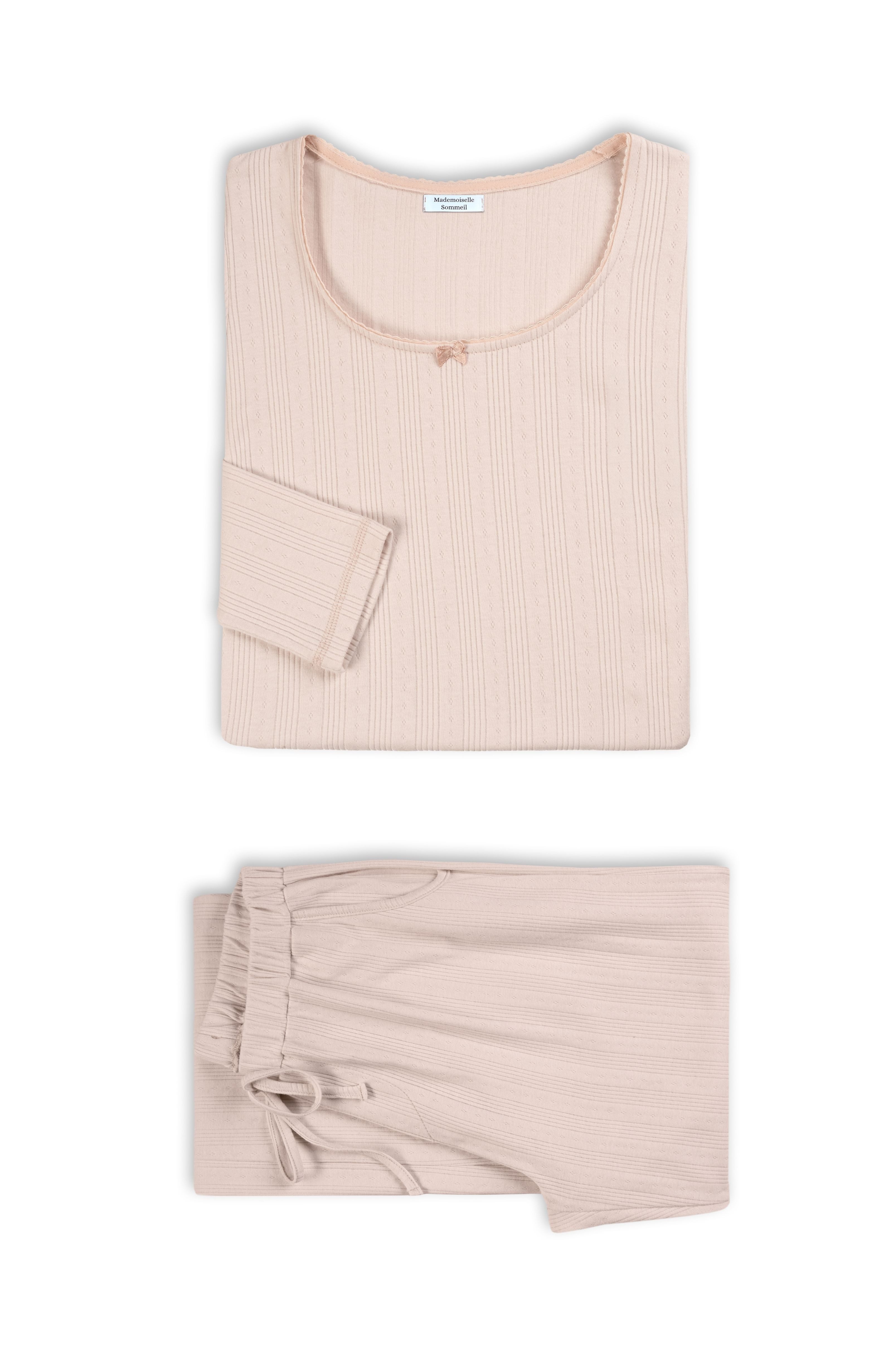 Mademoiselle Sommeil Pyjama Damen Schlafanzug aus Pointelle-Strick in zartem Beige-Ton aus 100% Baumwolle, Langarm, lange Hose