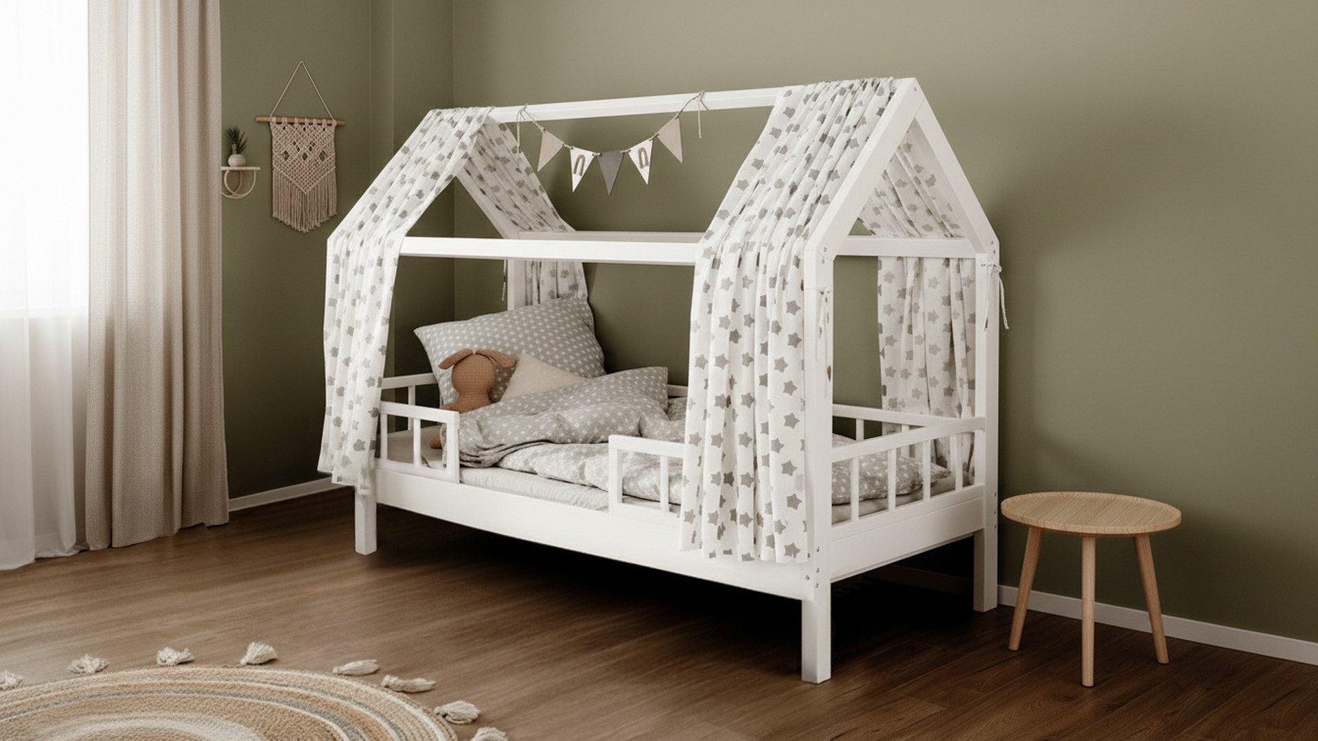 Puckdaddy GmbH Hausbett Hausbett Carlotta mit abnehmbarem Rausfallschutz 200x90cm aus Holz