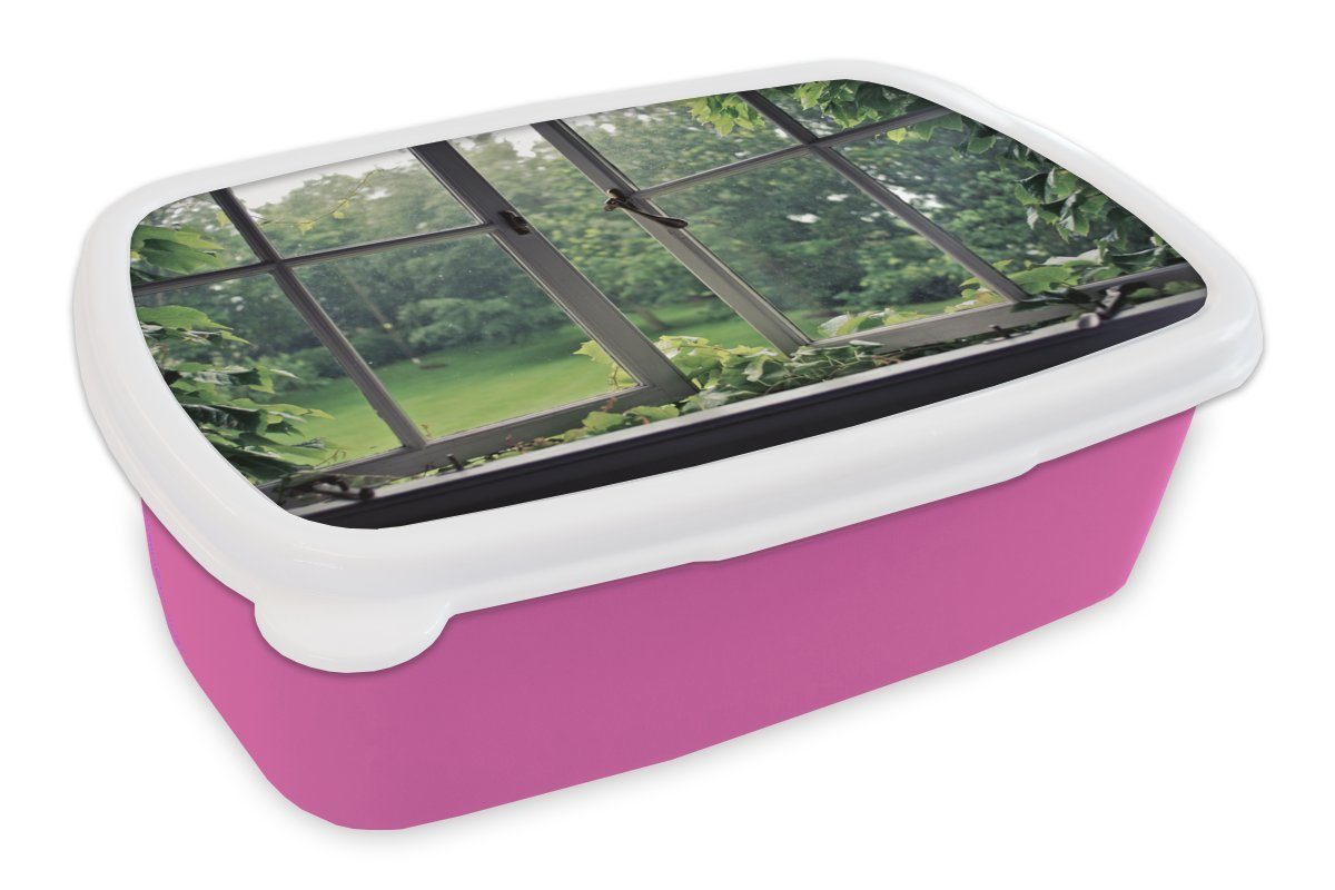 MuchoWow Lunchbox Überwuchertes altes Fenster, Kunststoff, (2-tlg), Brotbox für Erwachsene, Brotdose Kinder, Snackbox, Mädchen, Kunststoff rosa