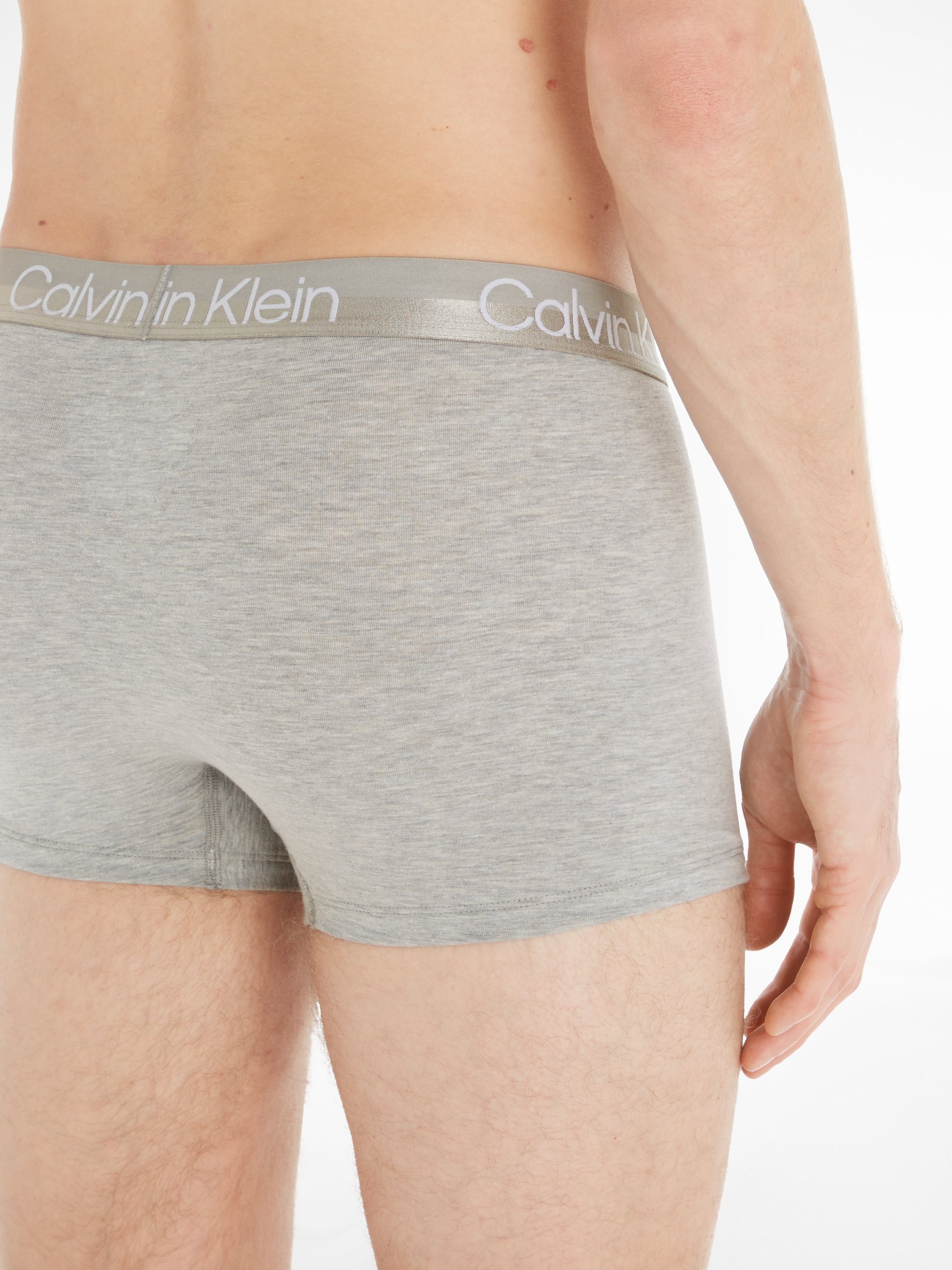 Calvin Klein Trunk weiß grau, mit (Packung, Bund auf Underwear 3-St) schwarz, Logoschriftzug dem