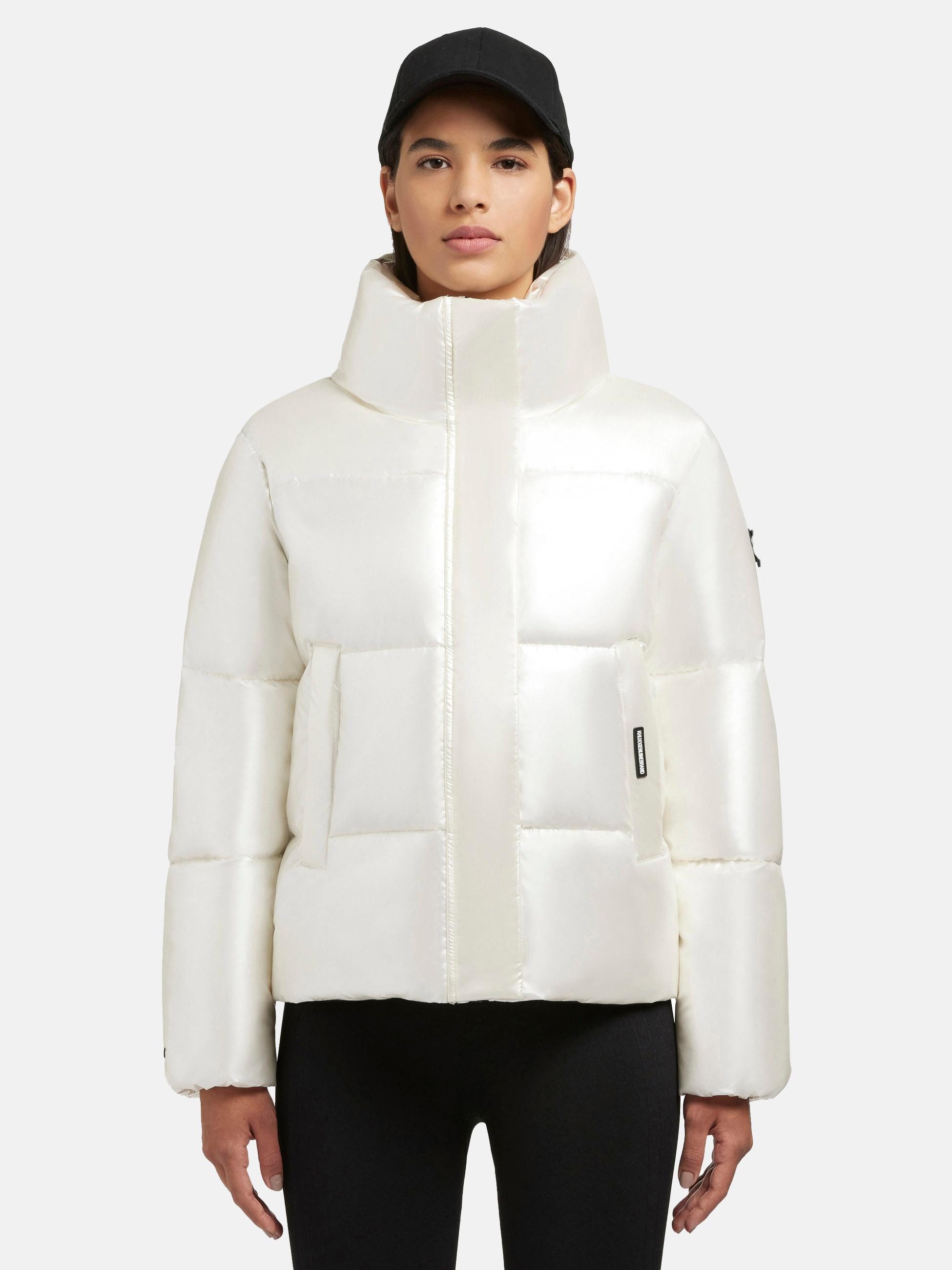 khujo Steppjacke Rinja Shiny-YM Glänzende kurze Winterjacke für Damen