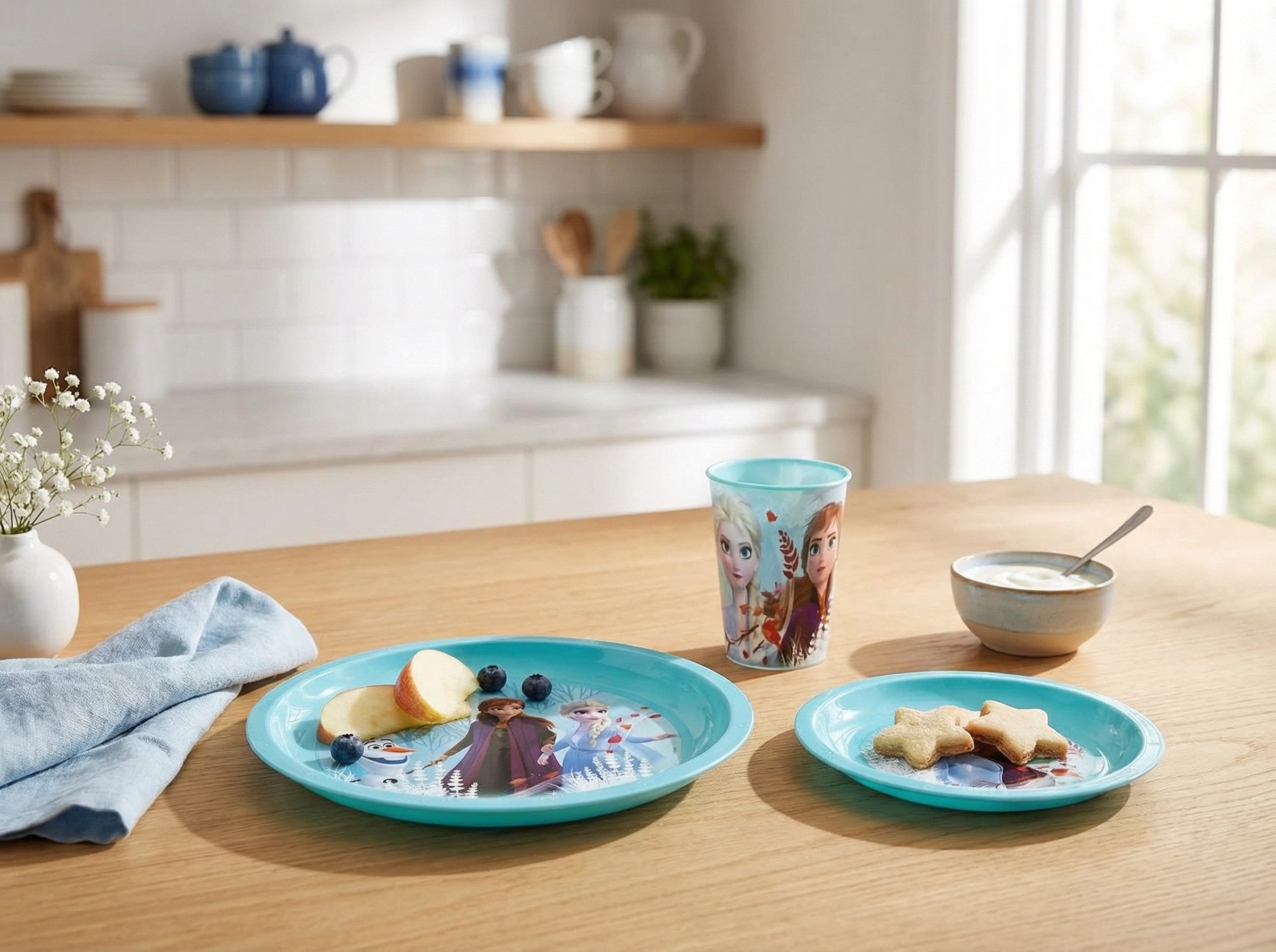 Disney Kindergeschirr-Set Disney Die Eiskönigin Elsa Kinder Geschirr-Set 3 teilig (3-tlg), 1 Personen, Kunststoff, Teller Schüssel Becher