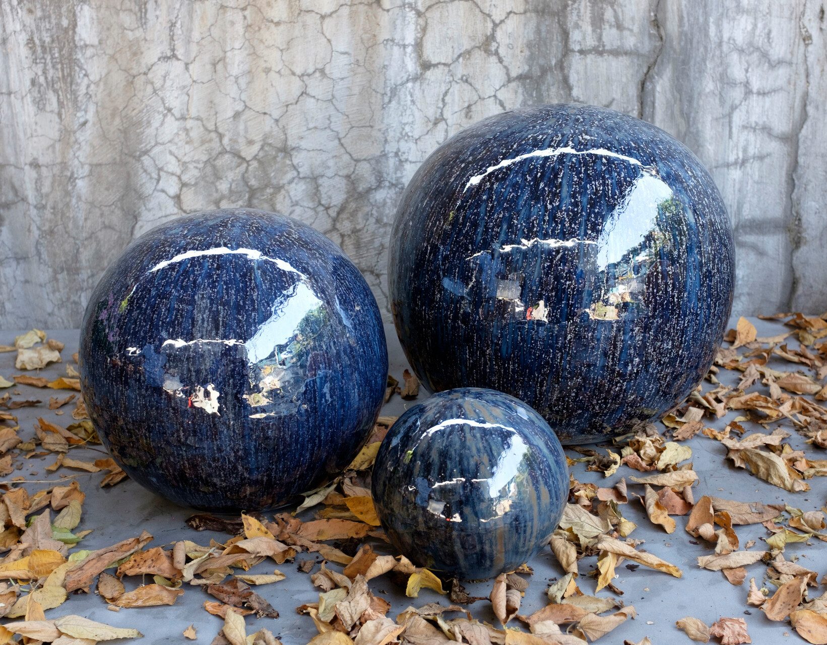 Teramico Dekokugel Gartenkugeln Keramik 3er Set Rostblau, 100 Frostfest