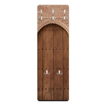 Bilderdepot24 Garderobenpaneel Design Holzoptik Bretteroptik Holztor aus dem Alhambra Palast (ausgefallenes Flur Wandpaneel mit Garderobenhaken Kleiderhaken hängend), moderne Wandgarderobe - Flurgarderobe im schmalen Hakenpaneel Design