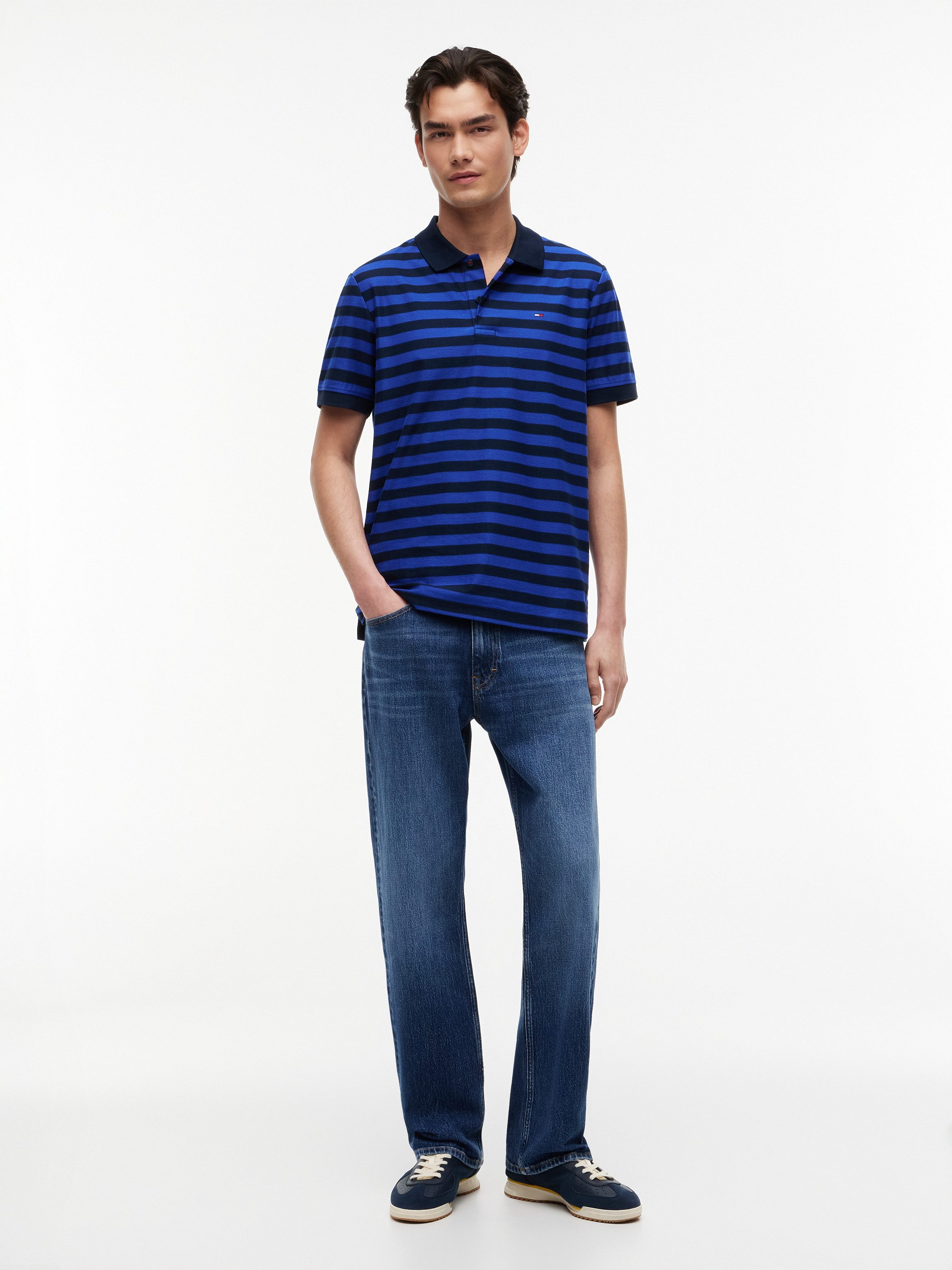 Tommy Jeans Poloshirt TJM REG STRIPE POLO EXT aus Baumwoll-Jersey, Regular Fit – Bild 4 von 5