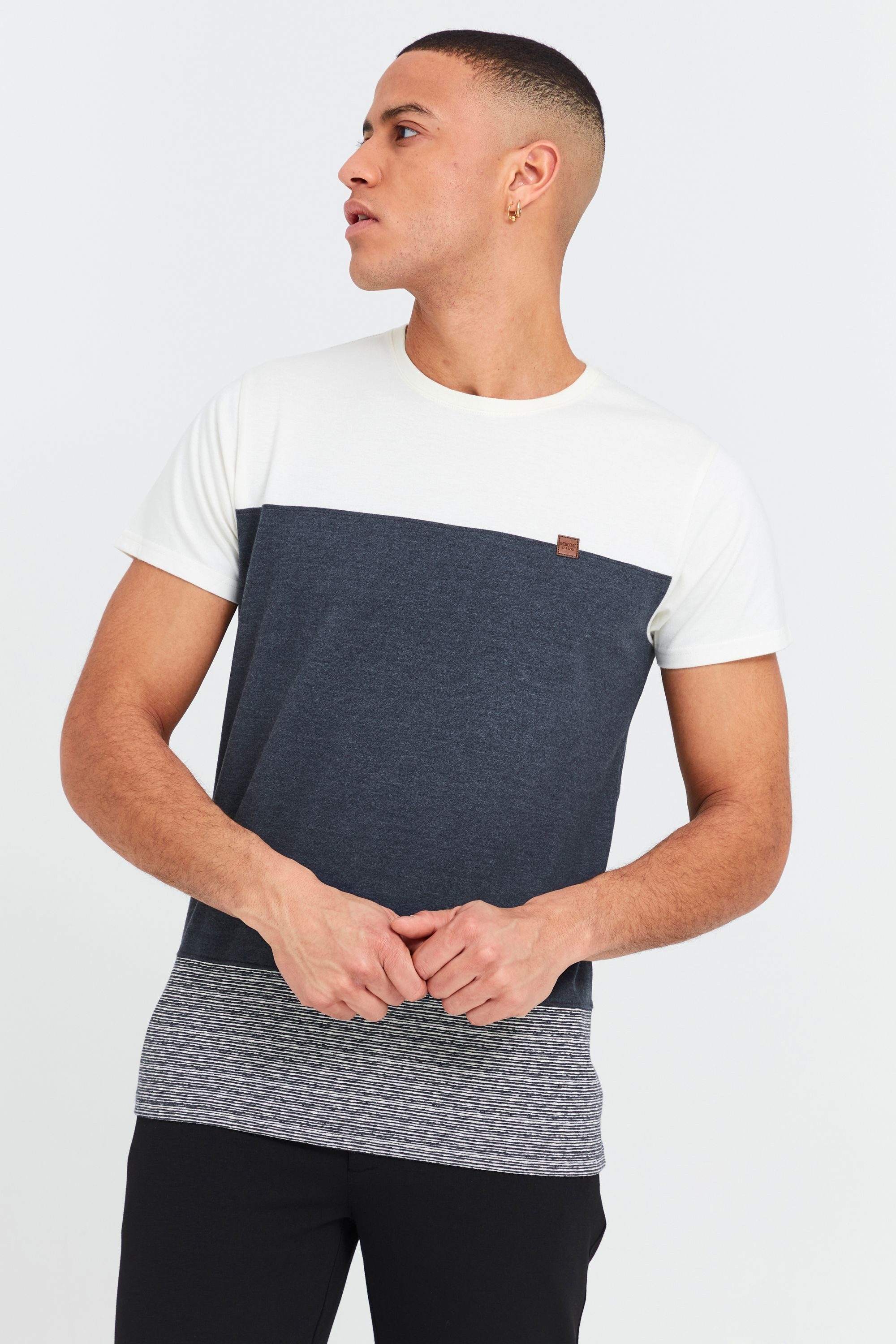 T-Shirt IDRemmond