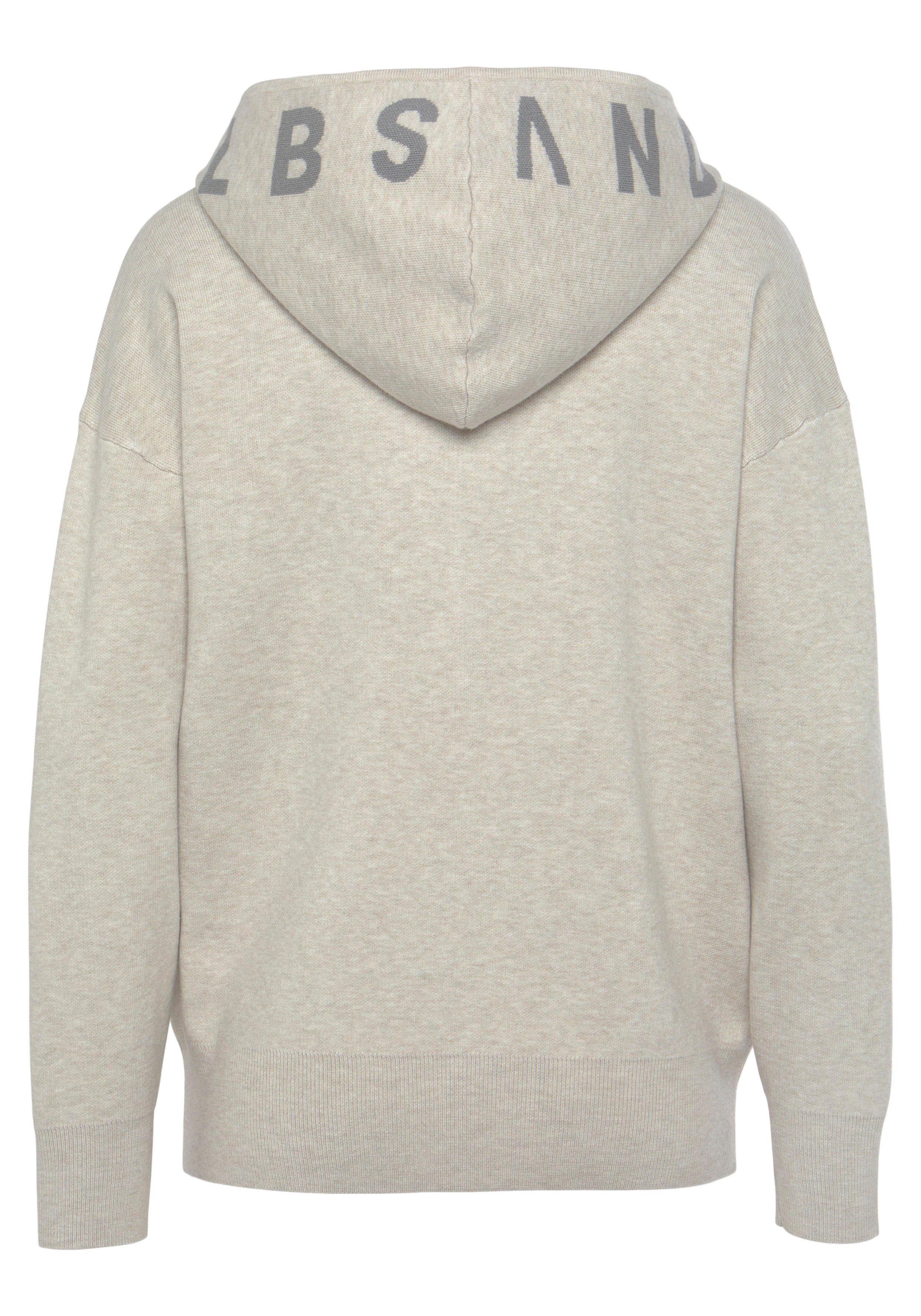 Elbsand Strickjacke aus hochwertigen Strick und eingestricktem Logo, Loungewear – Bild 4 von 5