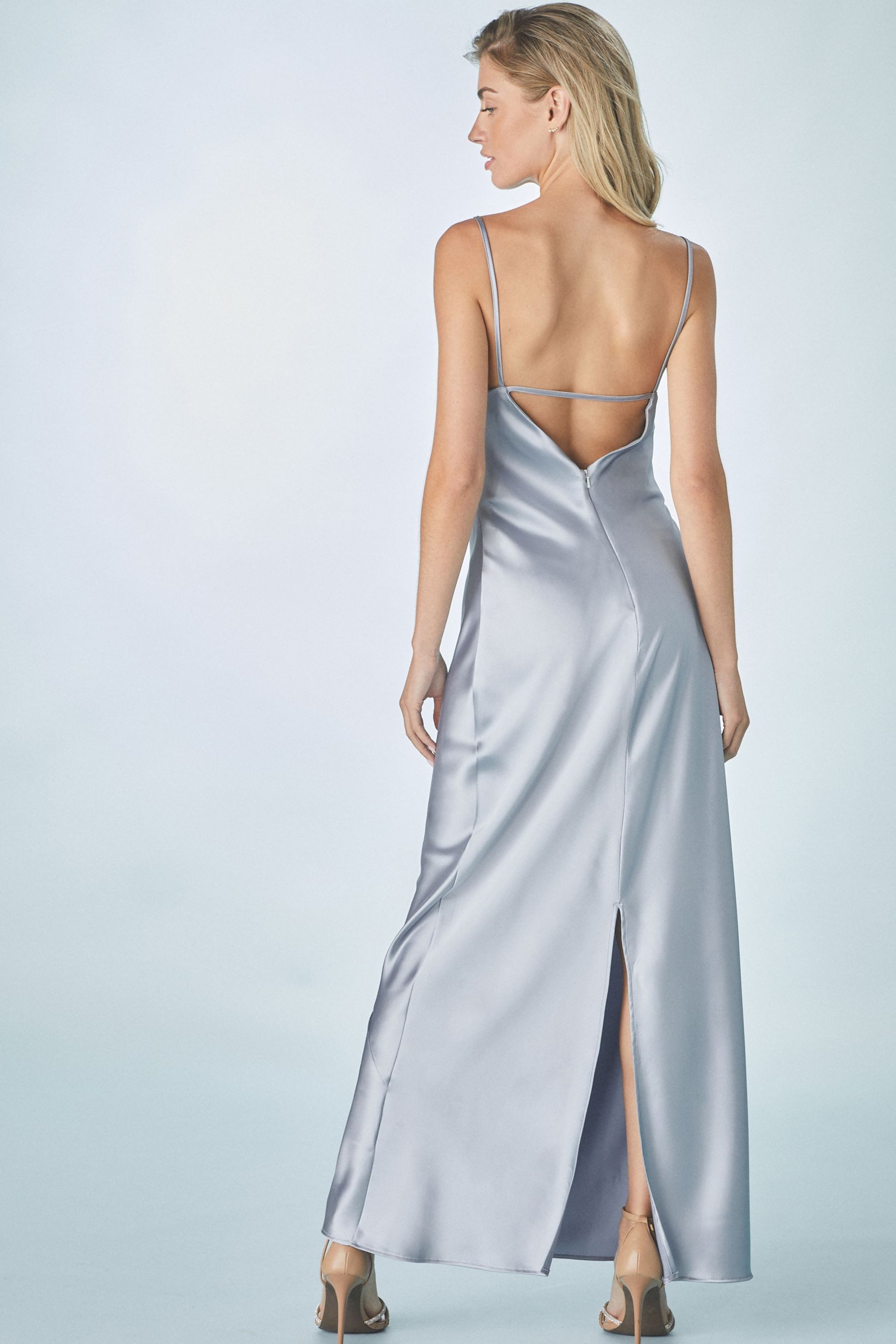 Next Satinkleid Langes Satin-Brautjungfernkleid Rückenausschnitt (1-tlg)
