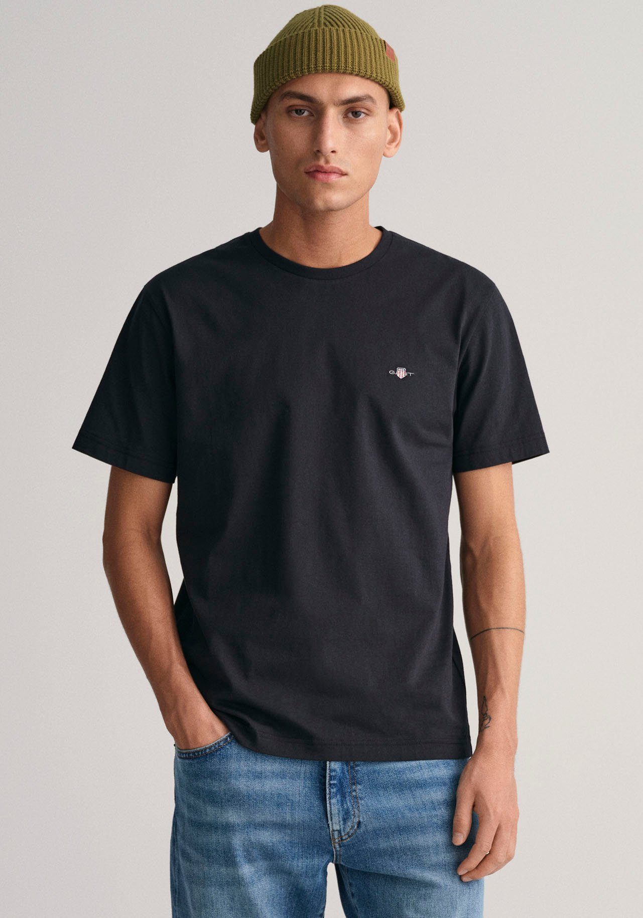 SHIELD black Brust auf Logostickerei T-Shirt Gant T-SHIRT SS REG der mit