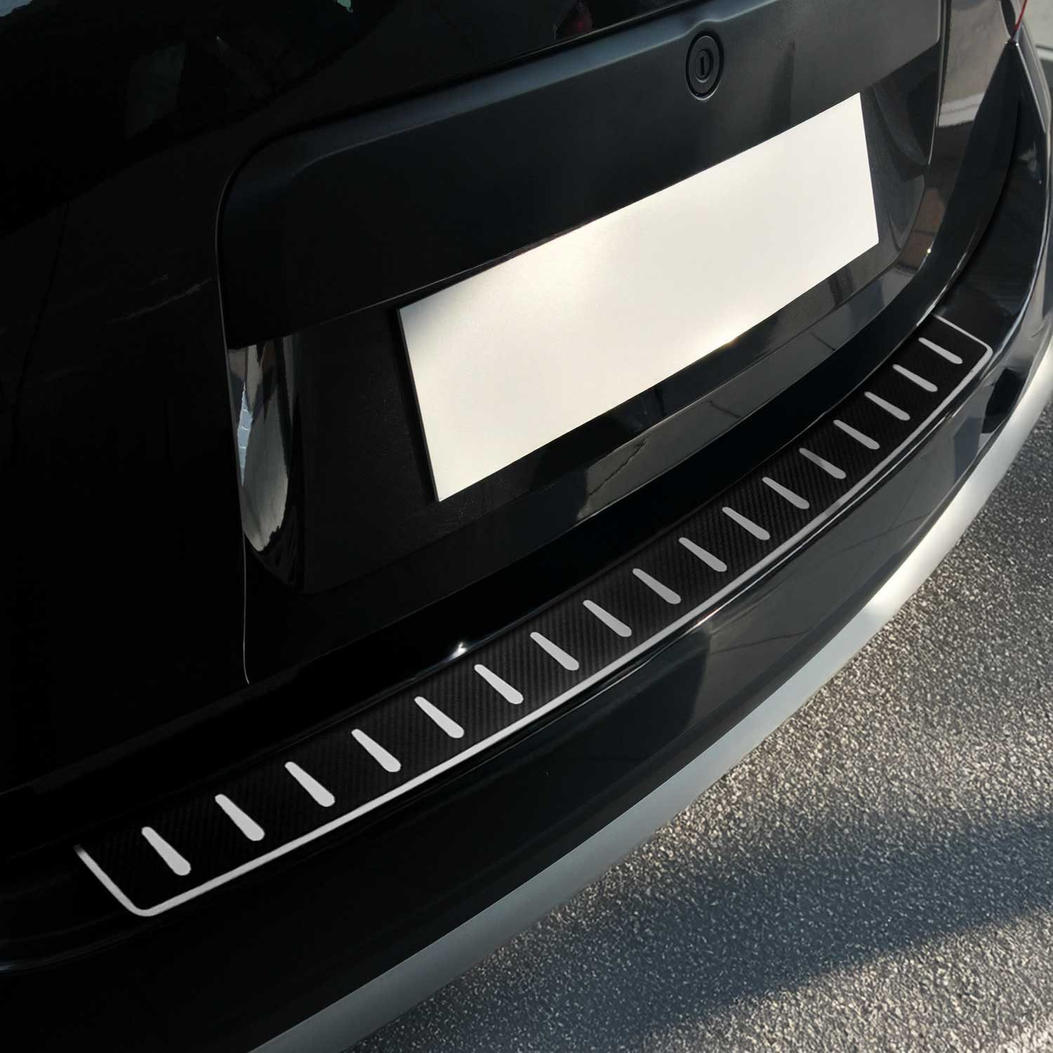 OMAC Ladekantenschutz für Dacia Duster 2010-2017 Chrom Kohlefaserfolien, Zubehör für Dacia Duster 2010-2017, Langlebig,Einfache Reinigung,Einfache Installation,Rostbeständig