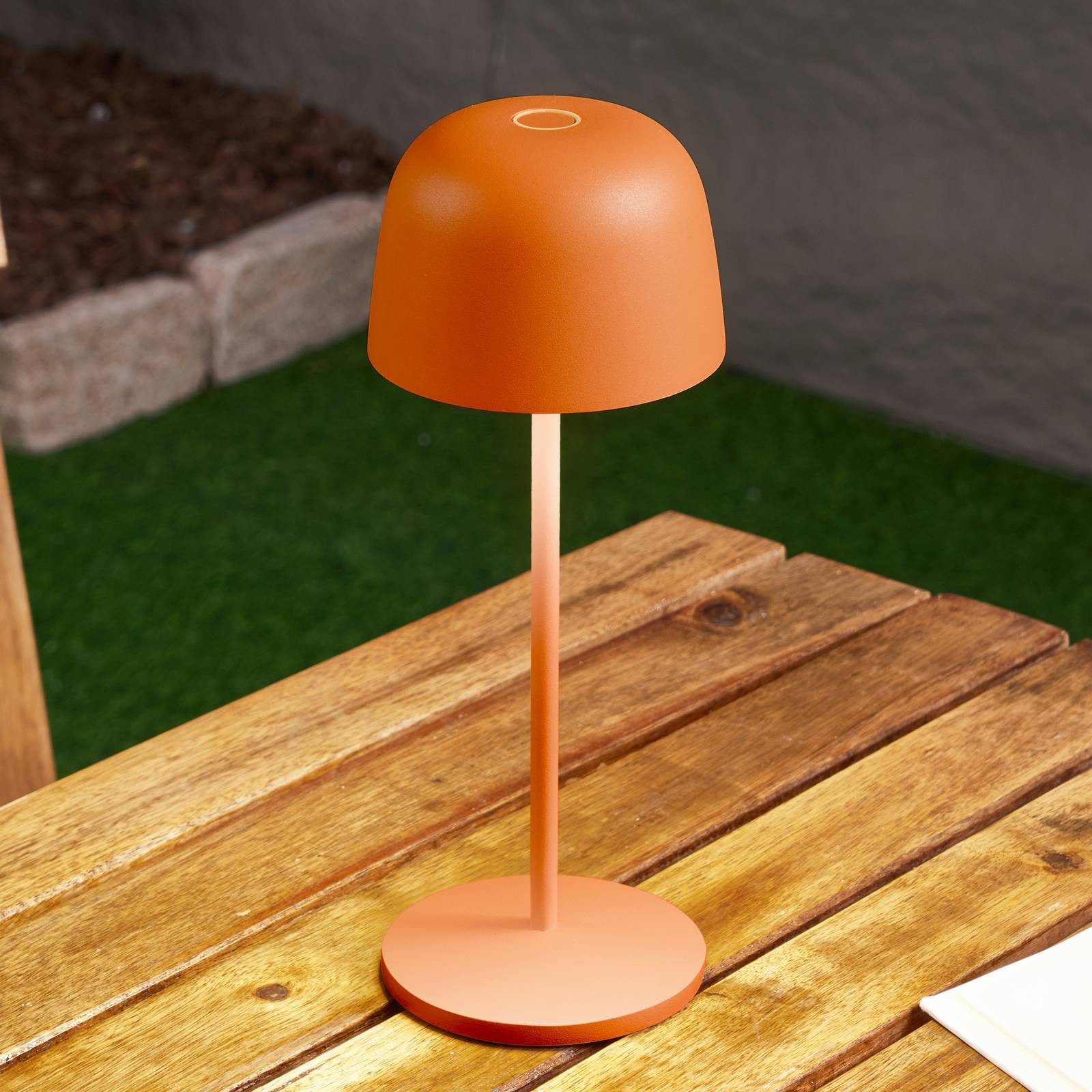 Lindby Außen-Tischleuchte Arietty, LED, Metall, Gelb warmweiß IP65, 1 x 2,2 W LED, warmweiß