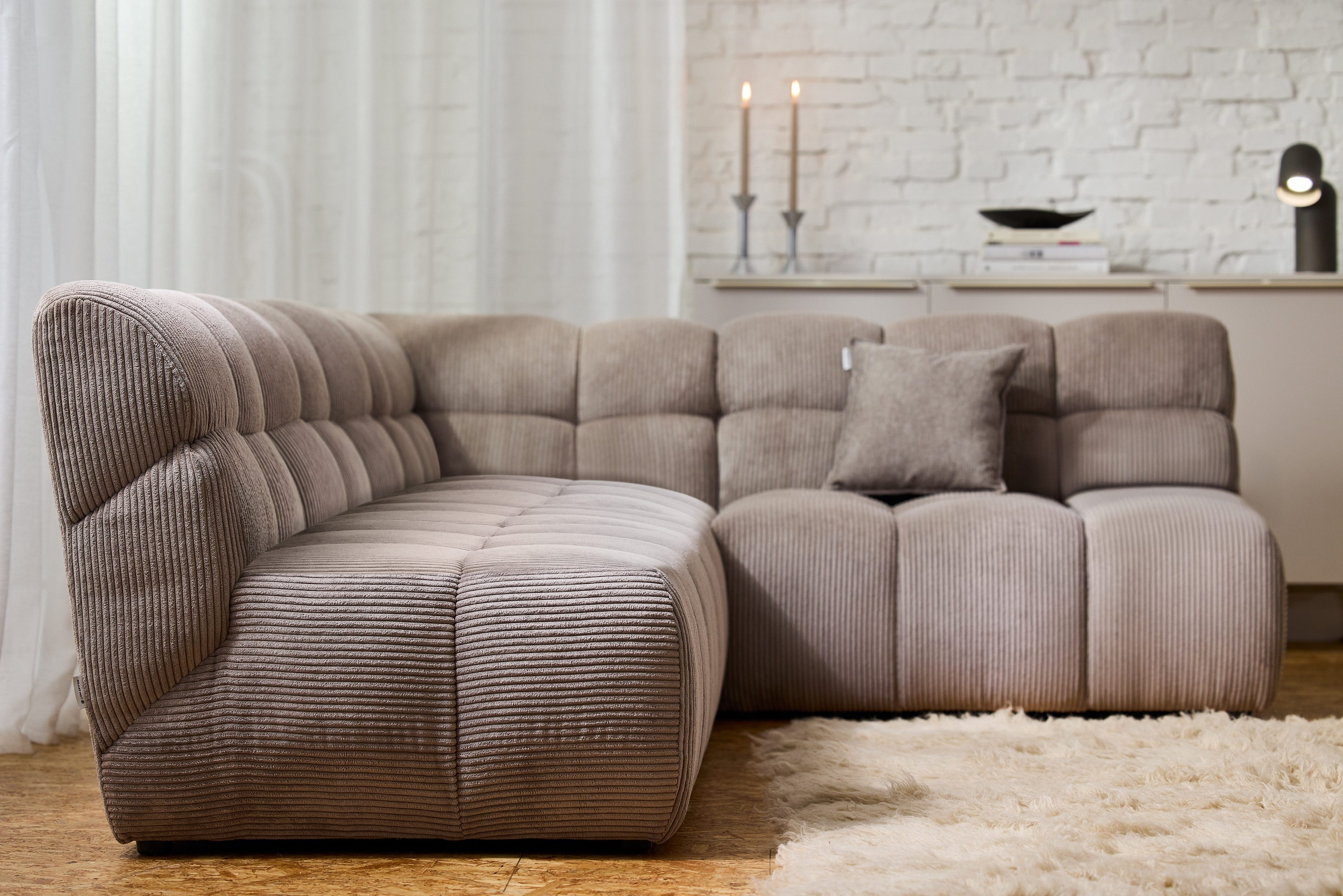 TOM TAILOR HOME Ecksofa SOFT CUBE – stylische Retrovibes durch markante Kachelsteppung, angenehm weicher Sitzkomfort, 265x195, mit optionaler Armteilfunktion
