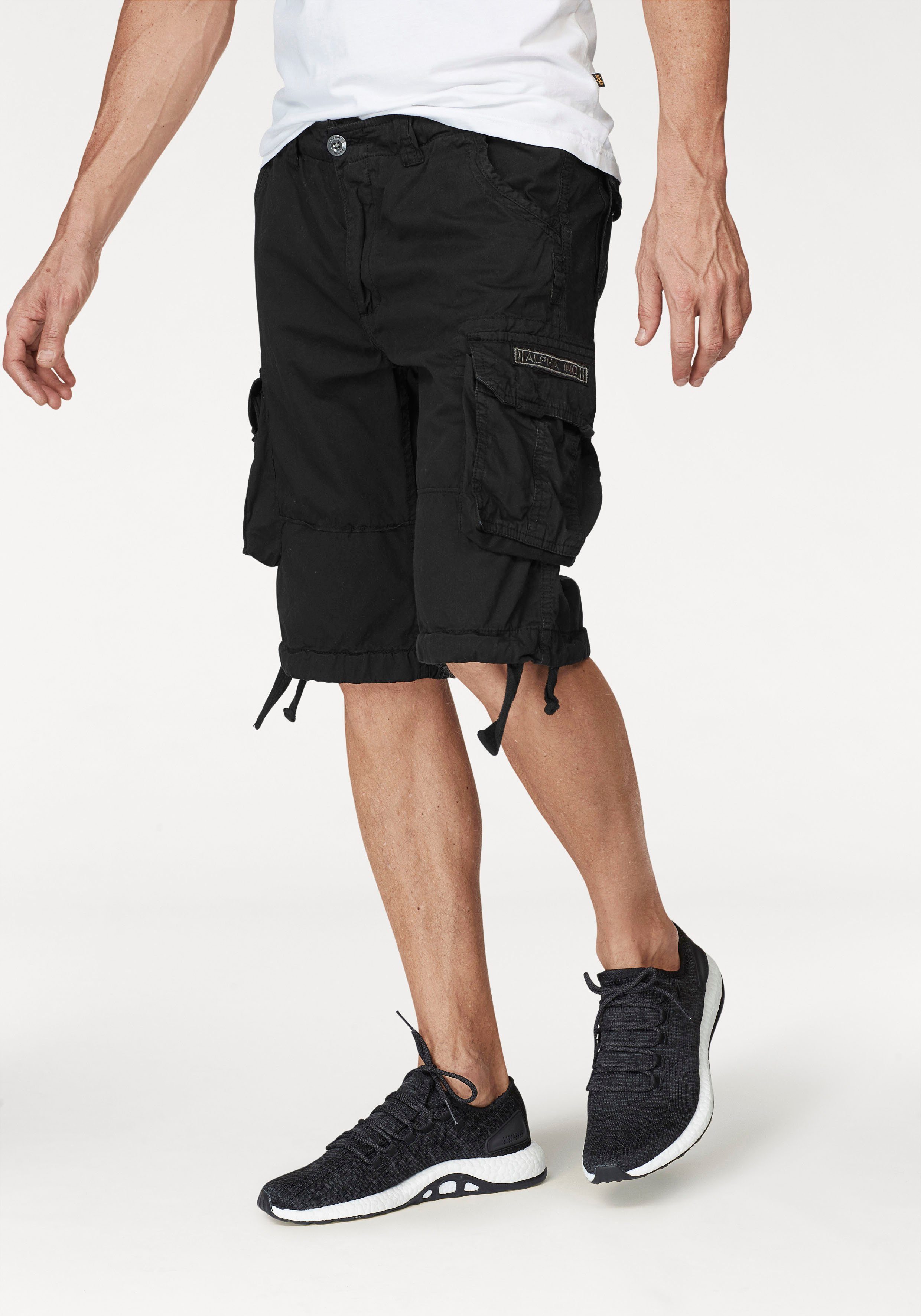 Jet Cargobermudas Alpha Industries schwarz Short