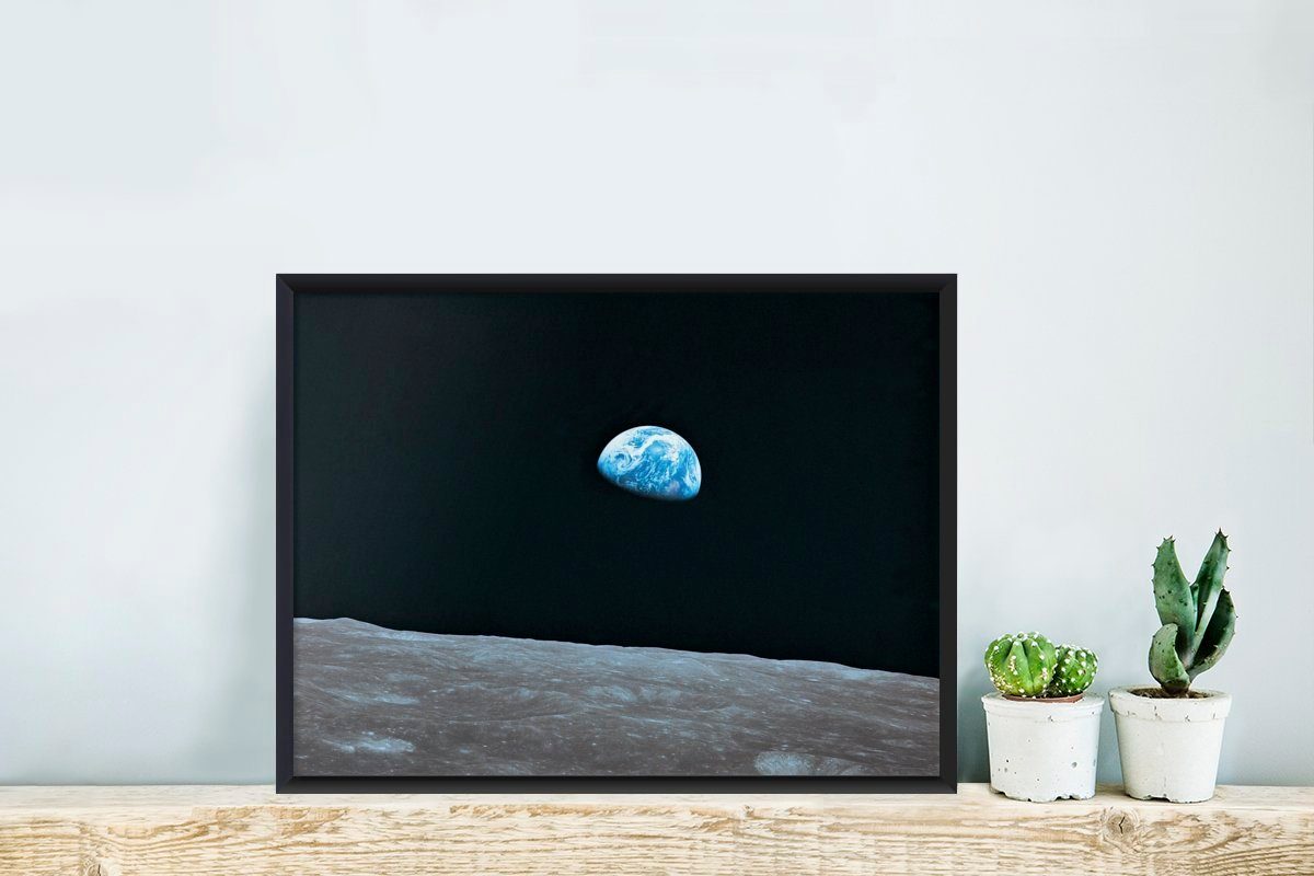 Rahmen, Schwarzem Poster, mit Kunstdruck, Mond Erde Gerahmtes - Bilderrahmen - (1 Poster St), Weltraum, MuchoWow